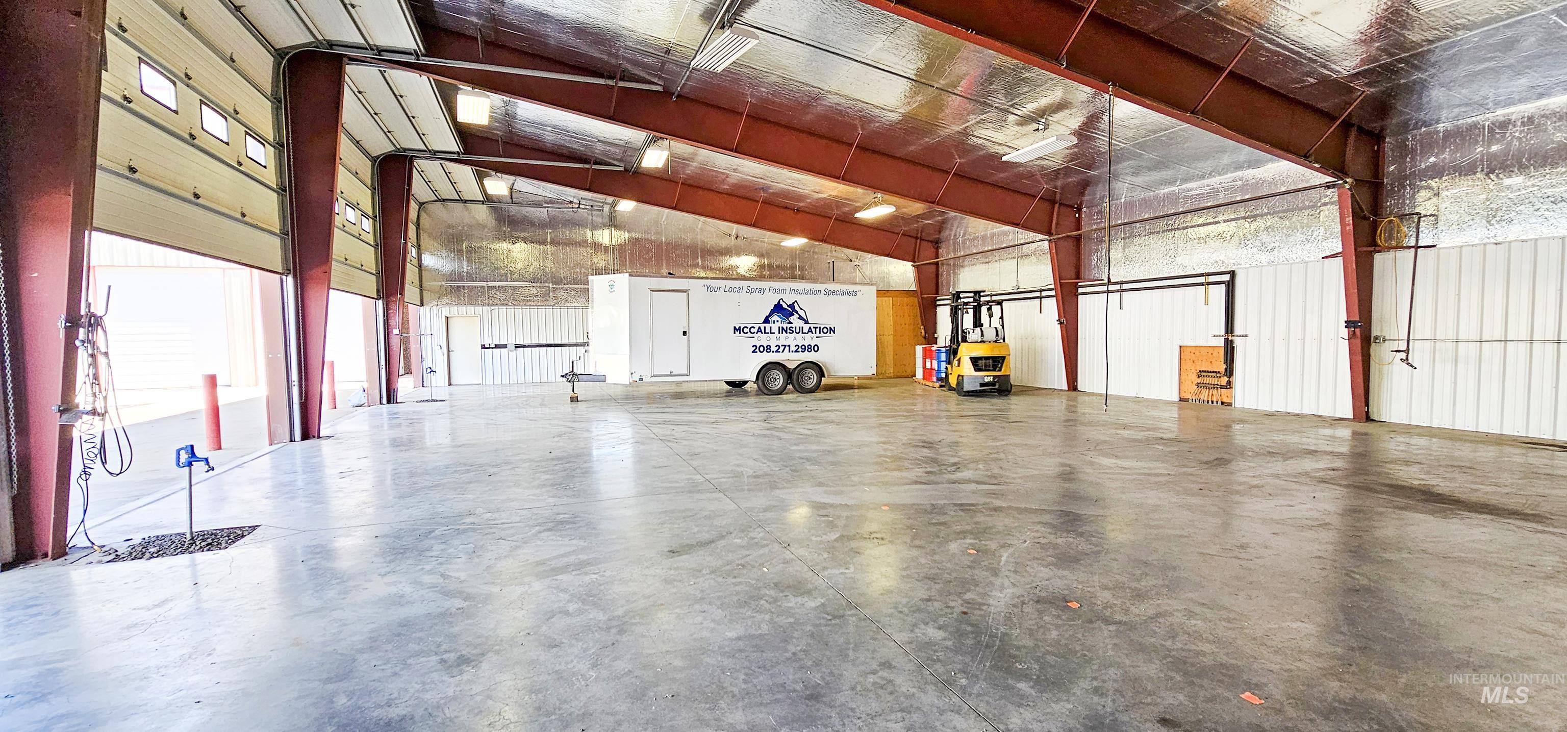 30 S Commercial St Property Photo 14