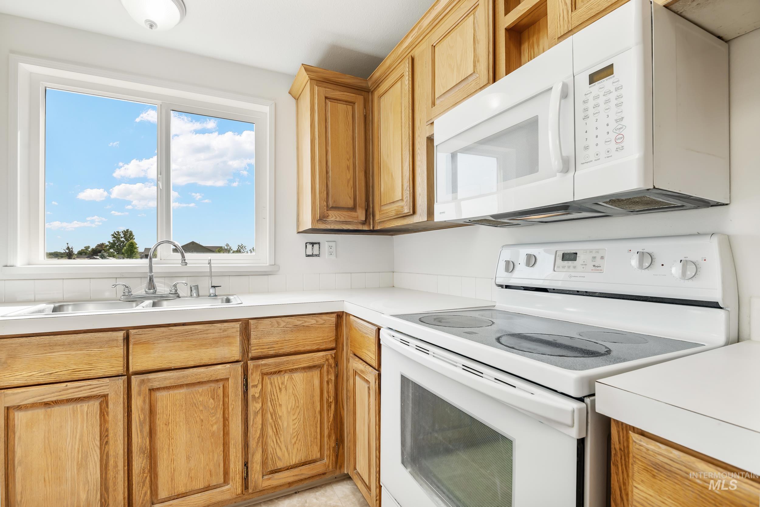 28752 French Rd Property Photo 18