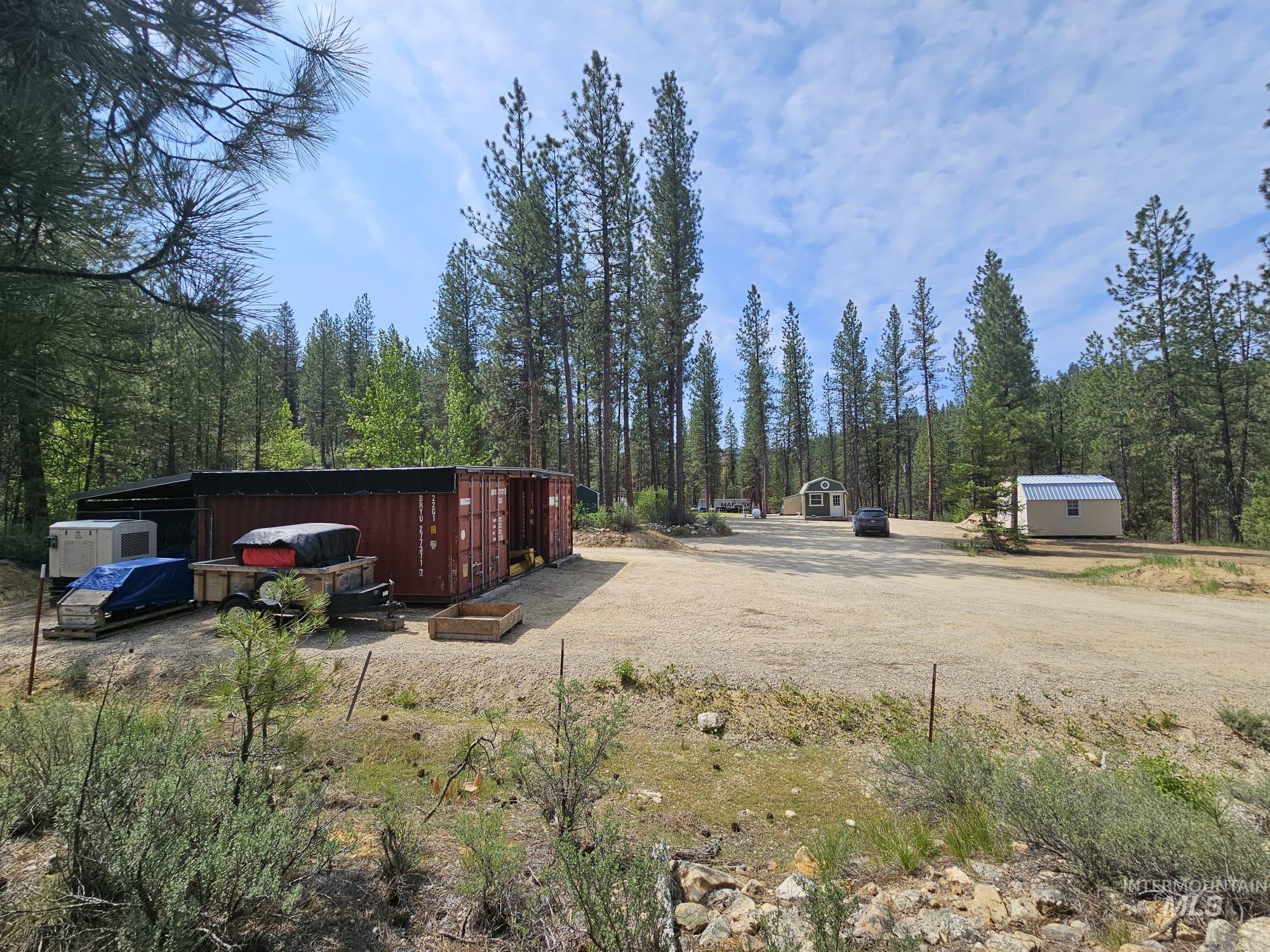 548 Elk Creek Rd Property Photo 39