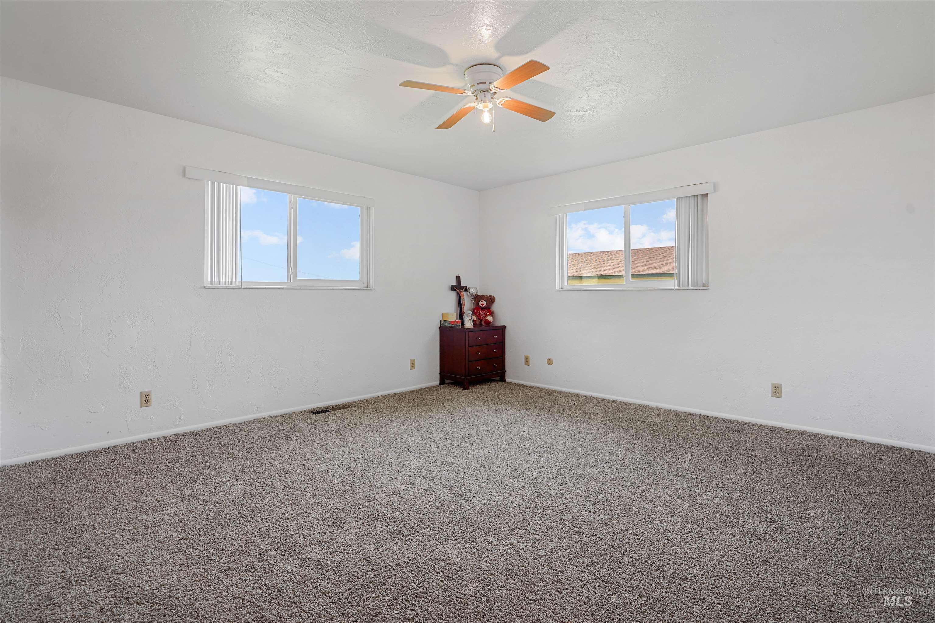 1520 R Street Property Photo 8