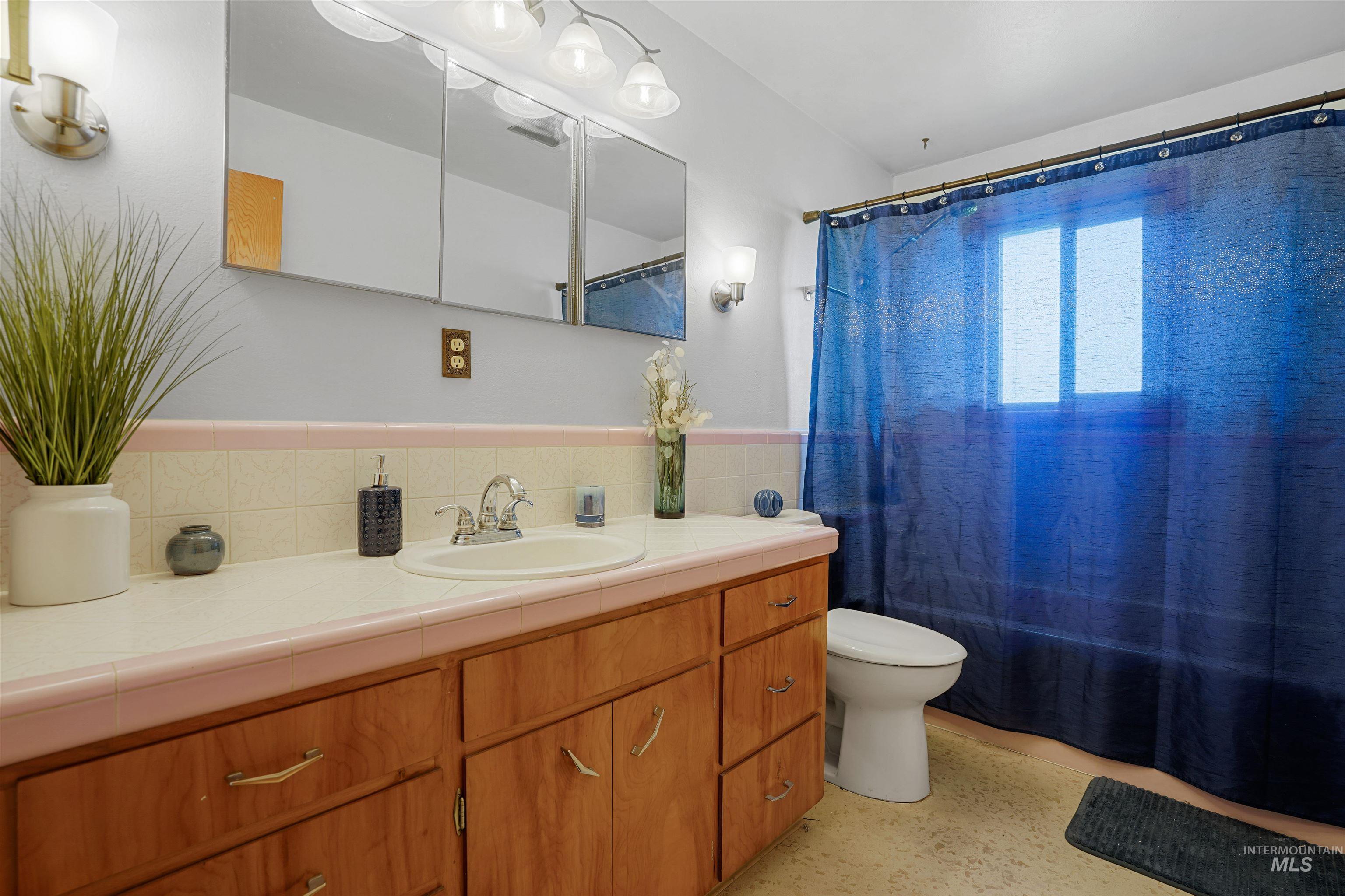 1520 R Street Property Photo 10