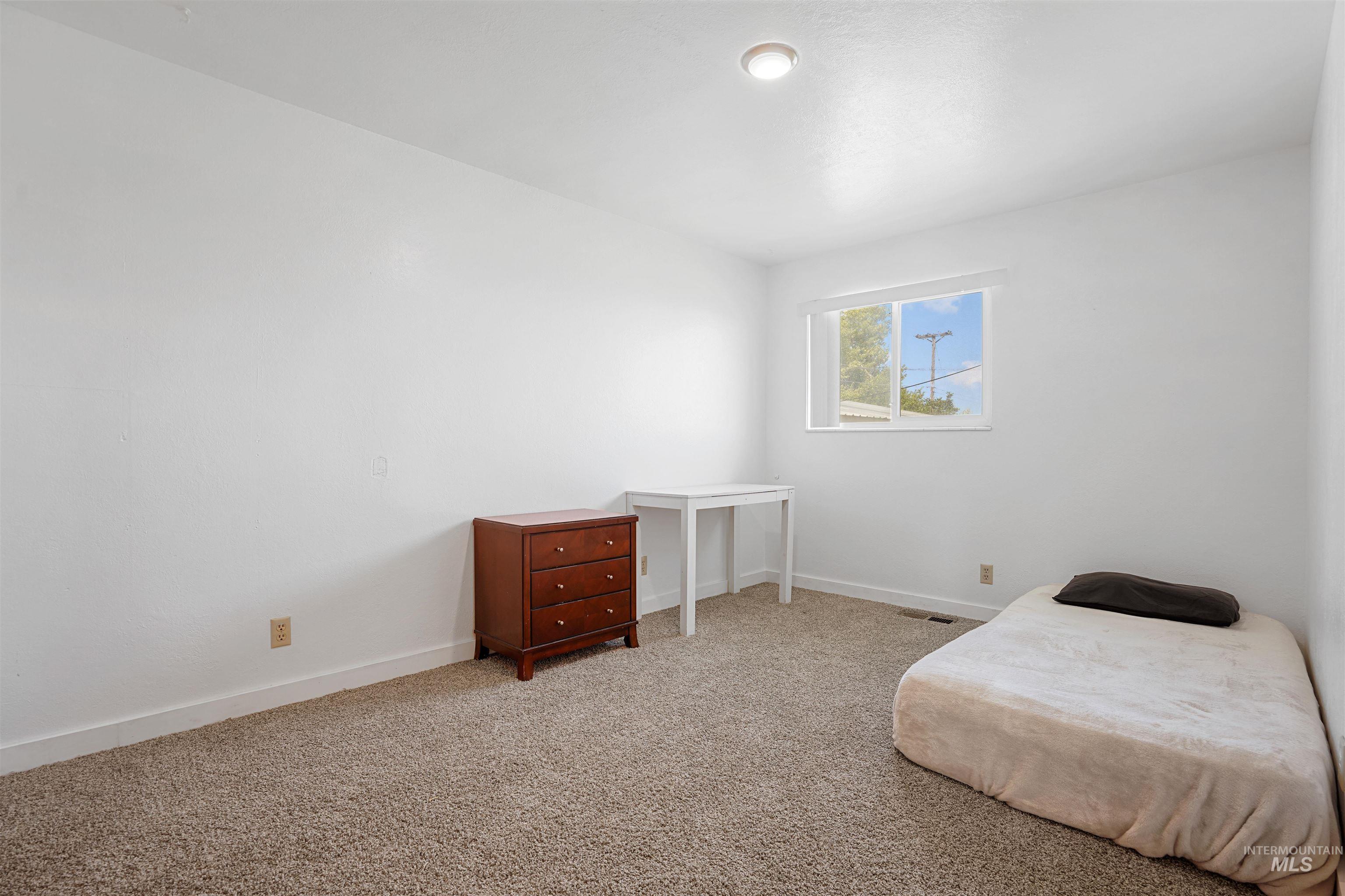 1520 R Street Property Photo 11
