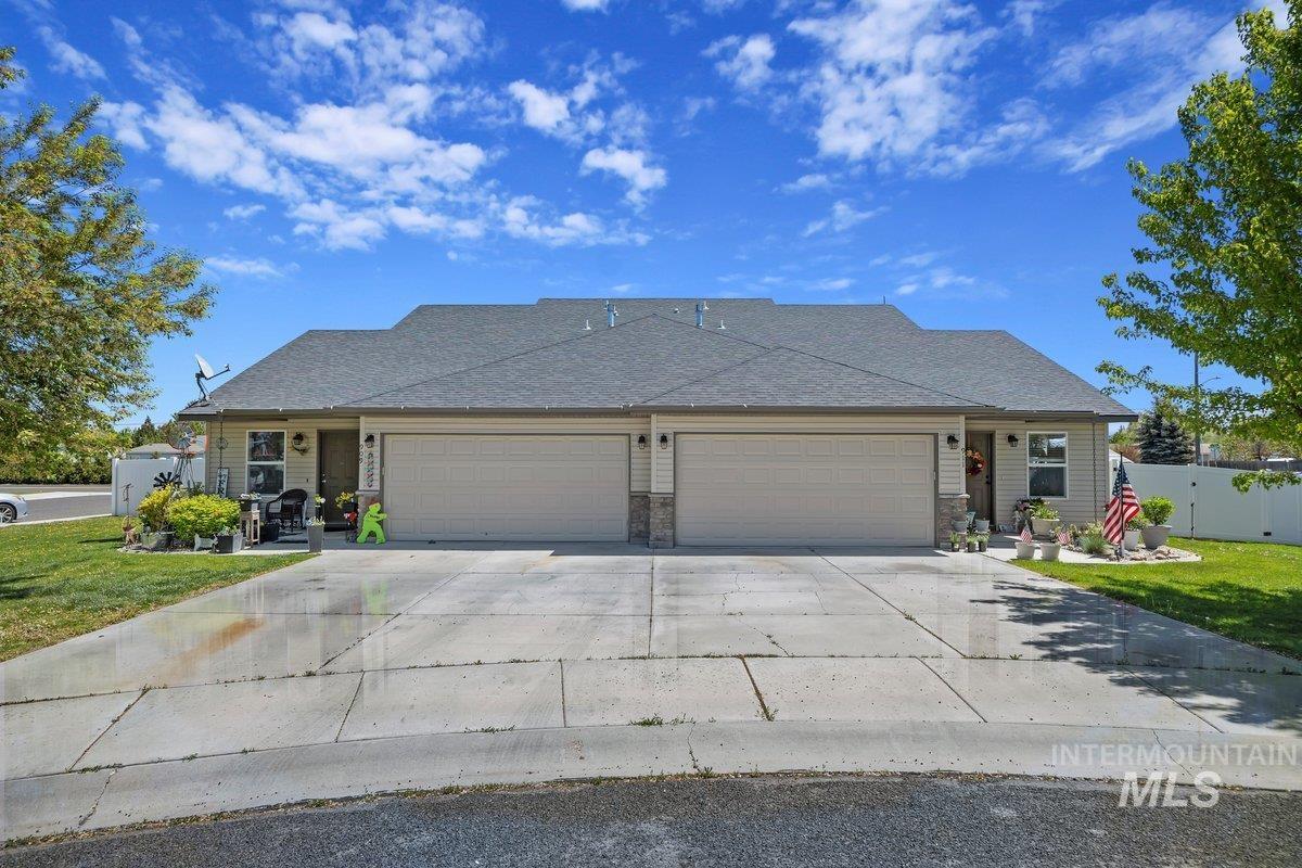 909 Arrow Wood Ct Property Photo 1