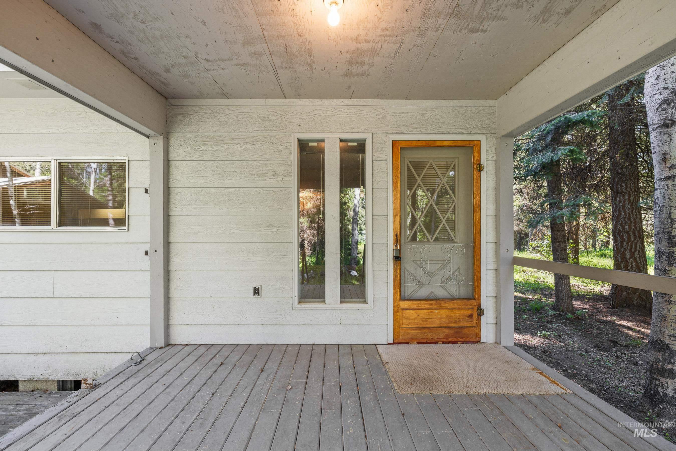 1718 Warren Wagon Rd. Property Photo 7