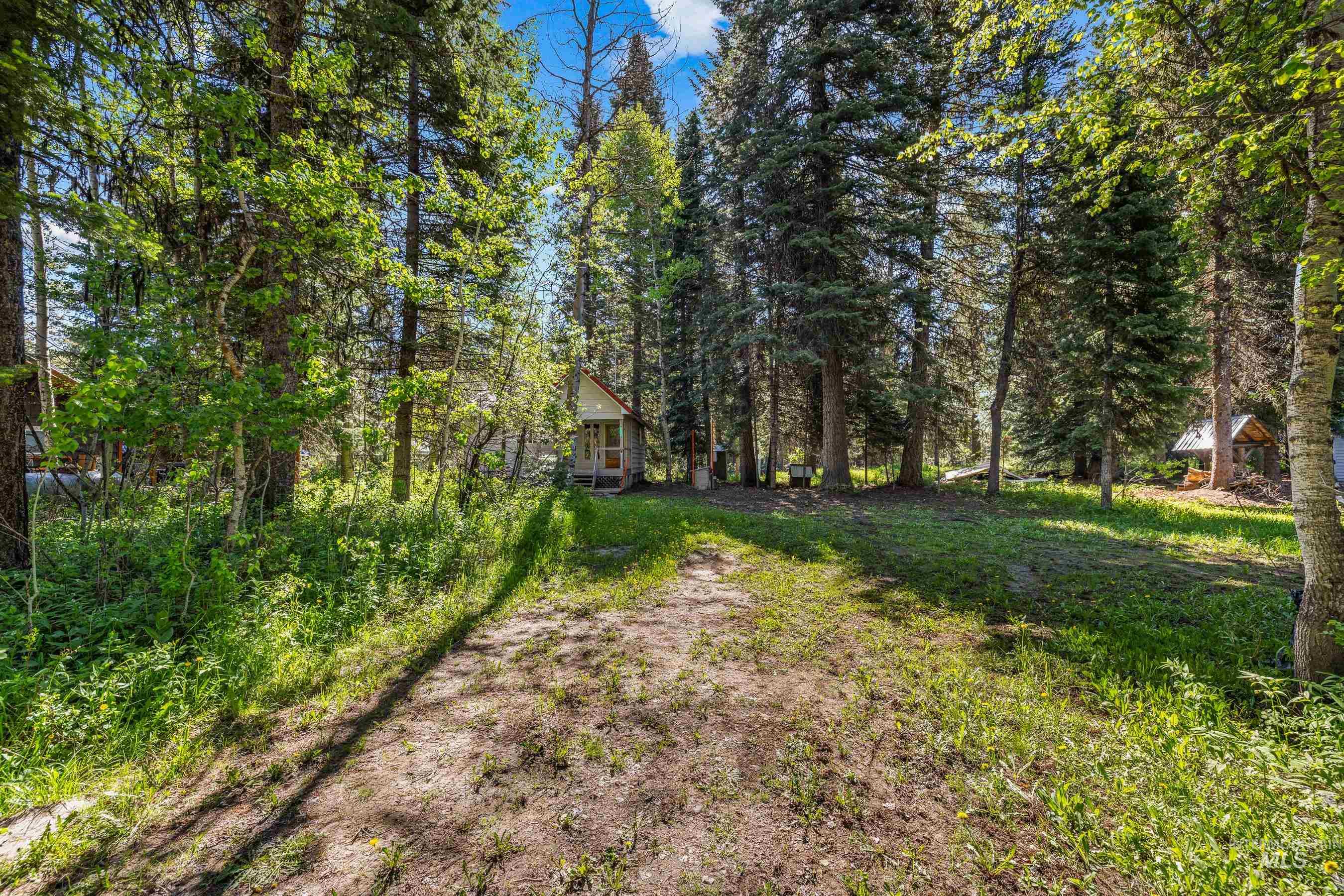 1718 Warren Wagon Rd. Property Photo 13