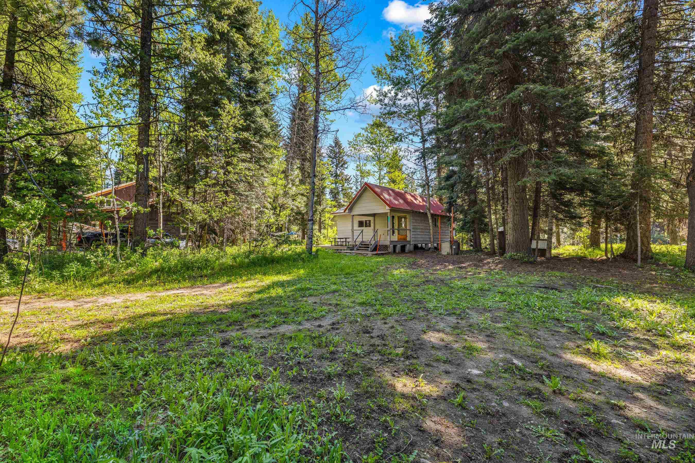 1718 Warren Wagon Rd. Property Photo 14
