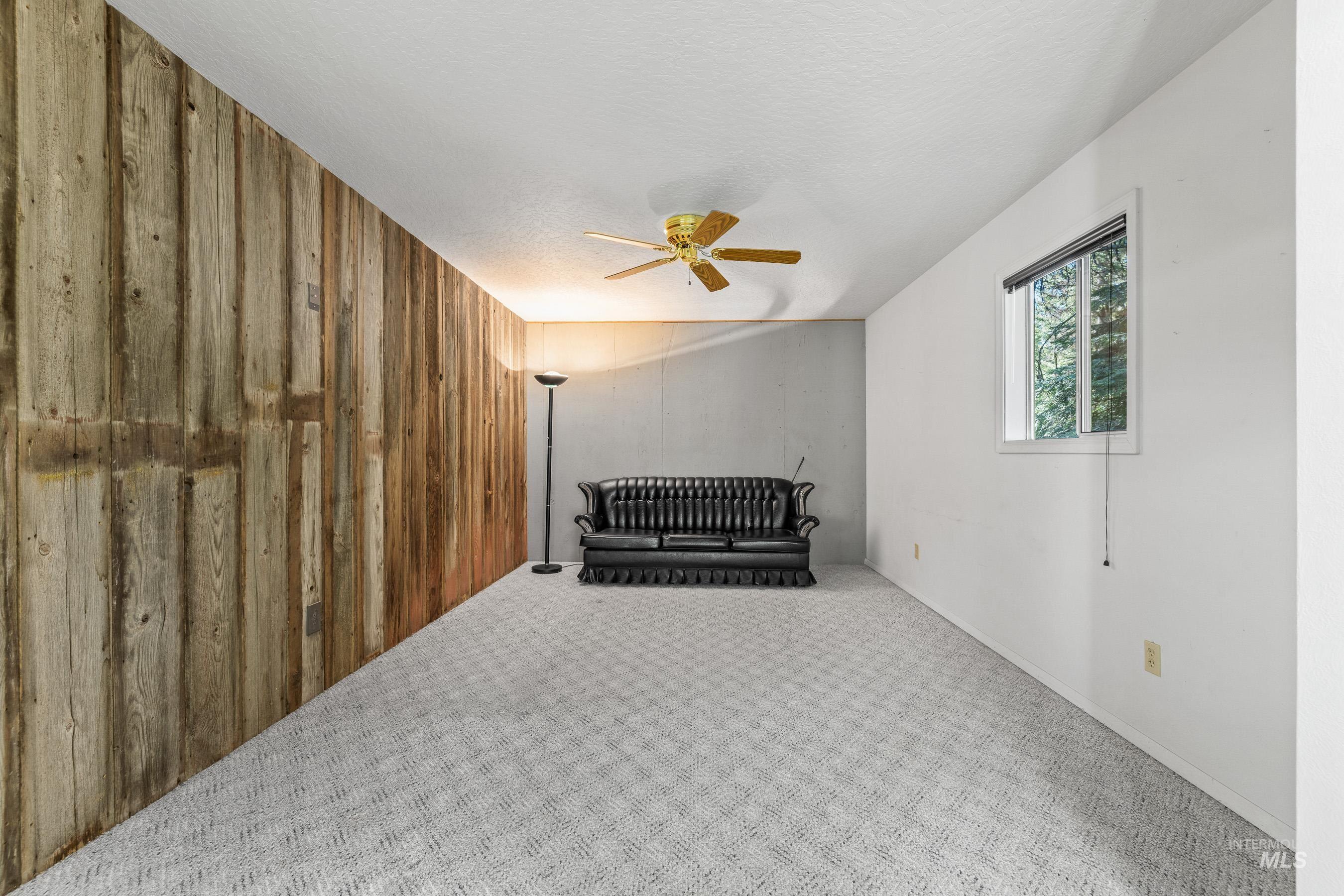 1718 Warren Wagon Rd. Property Photo 15