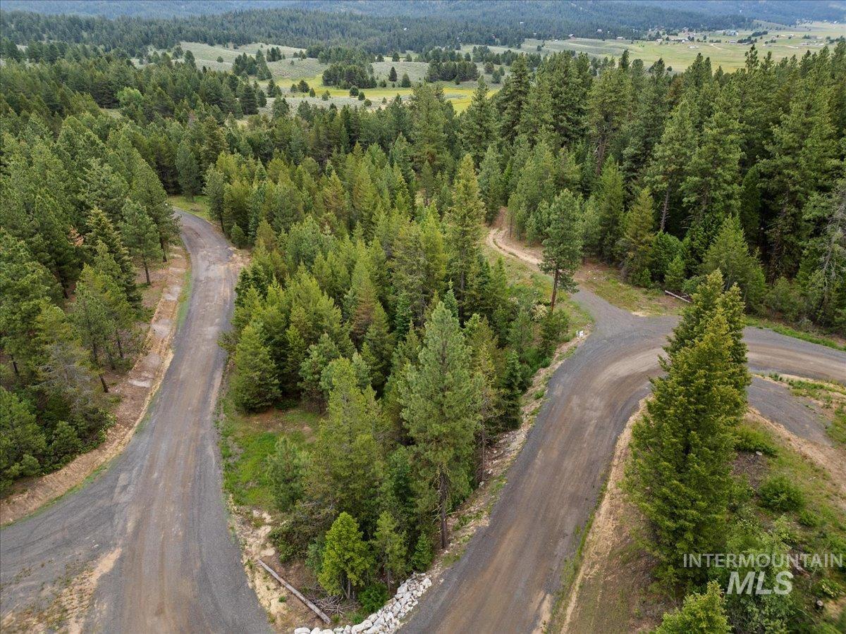 Lot 19 Saddle Rock Subdivision Property Photo 10