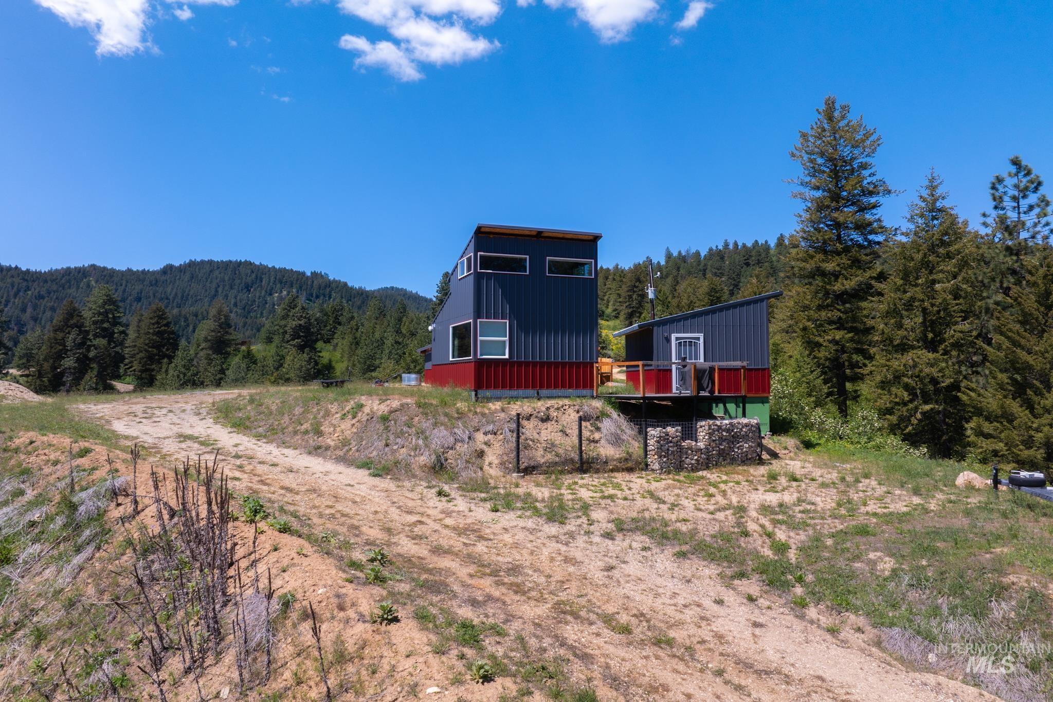 7 Ridgetop Place Property Photo 4