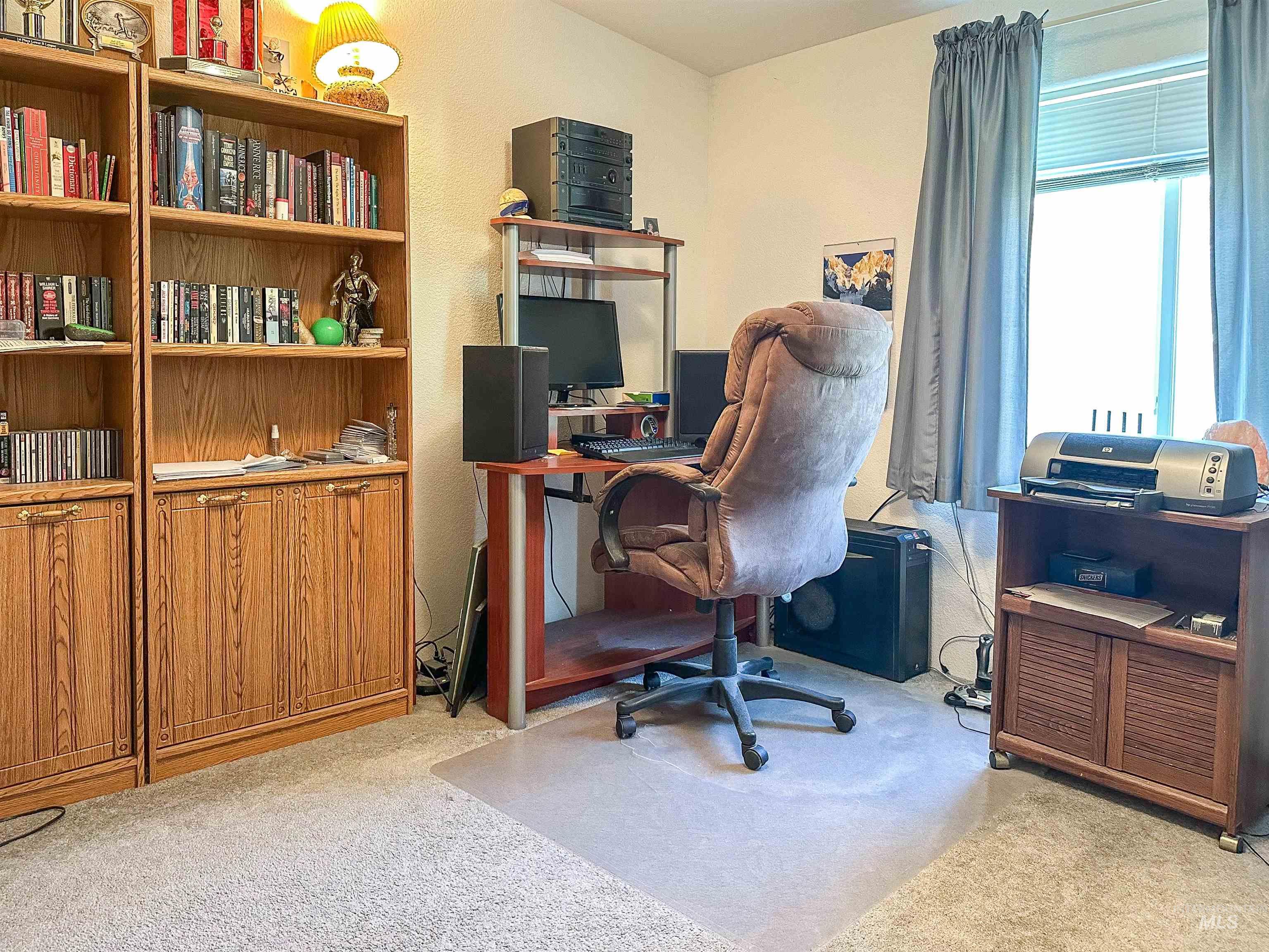 411 Almon Property Photo 8