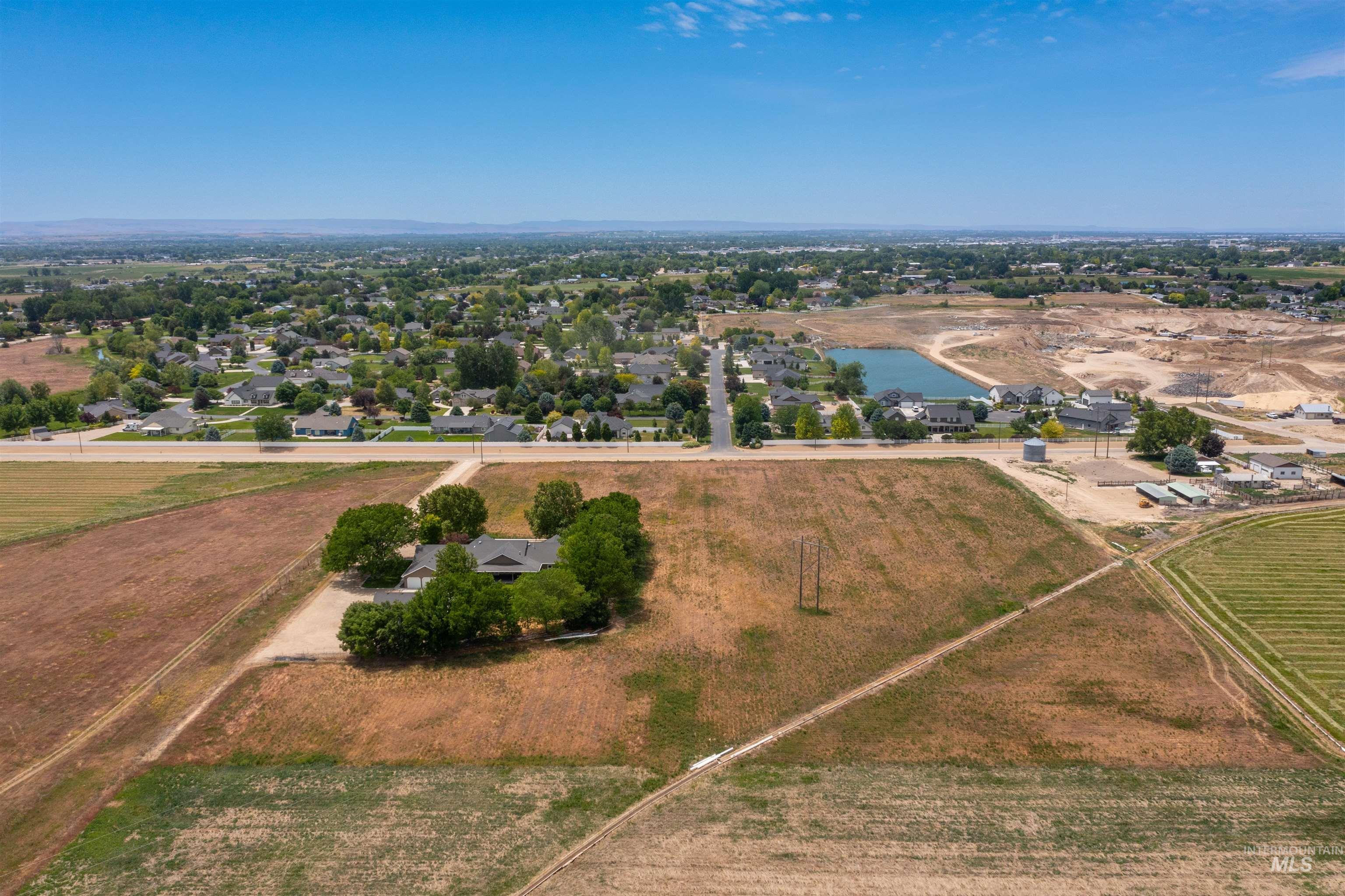 2650 S Mcdermott Property Photo 4