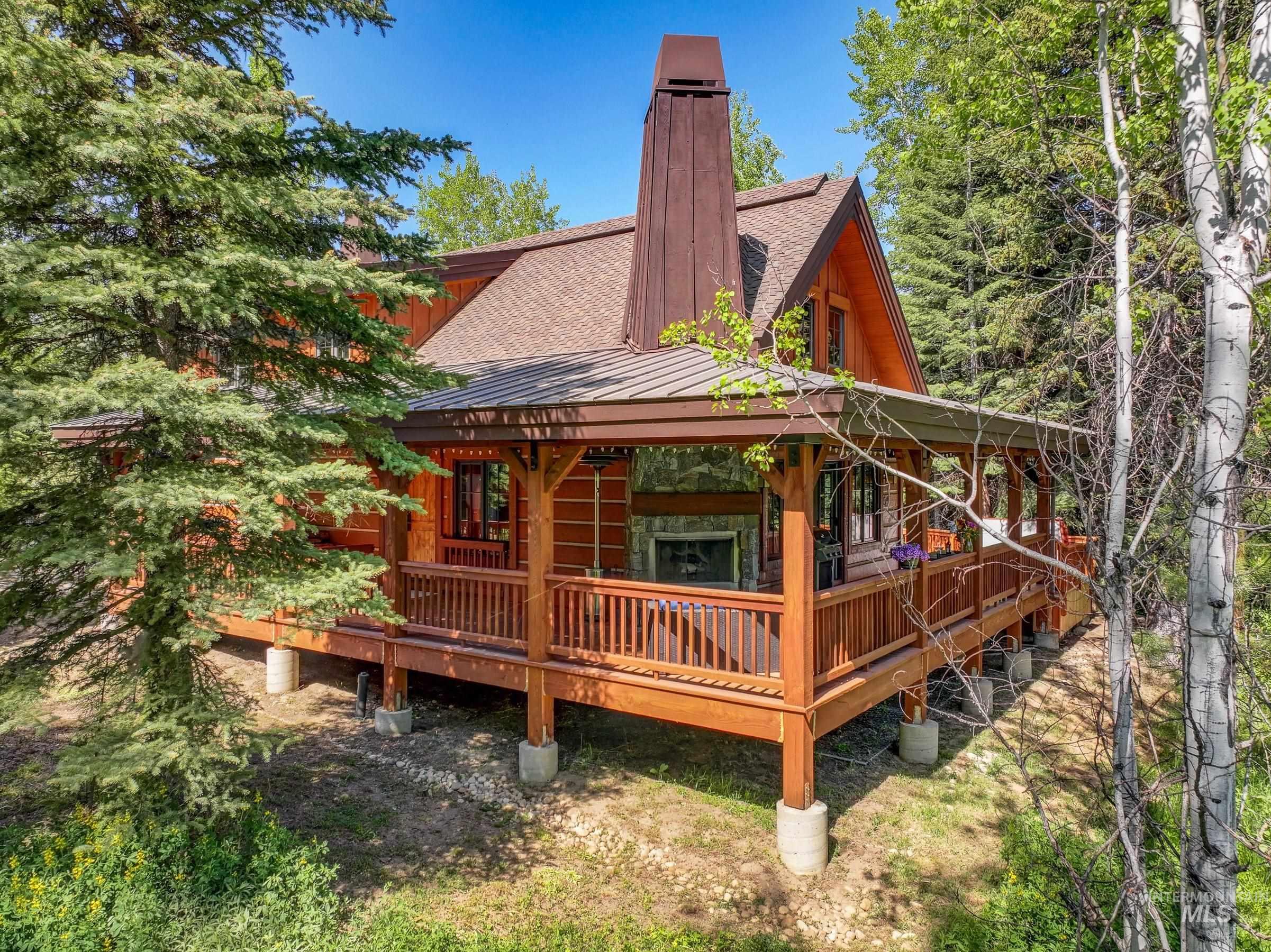 131 Twin Creeks Court Property Photo 44