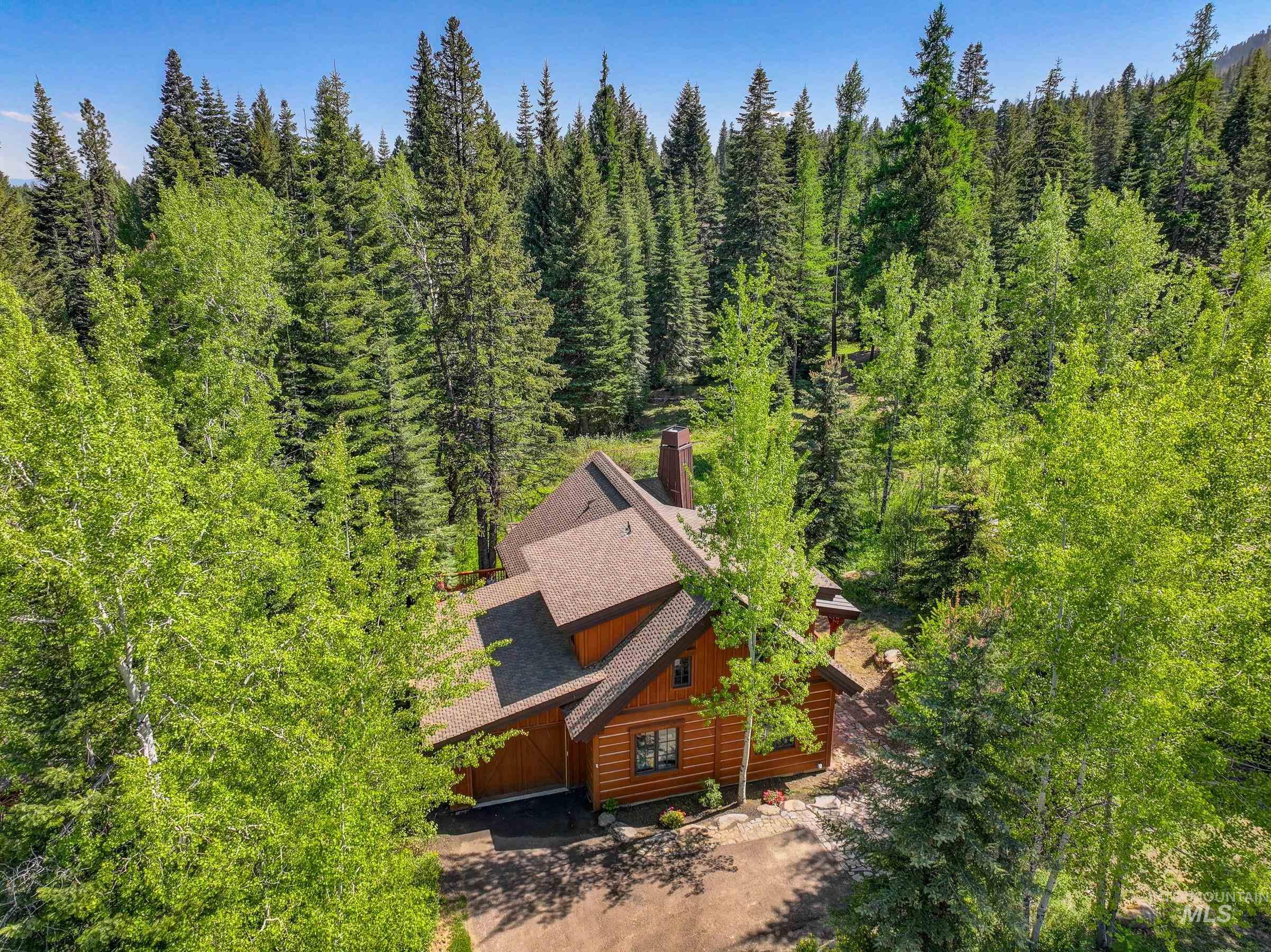 131 Twin Creeks Court Property Photo 46