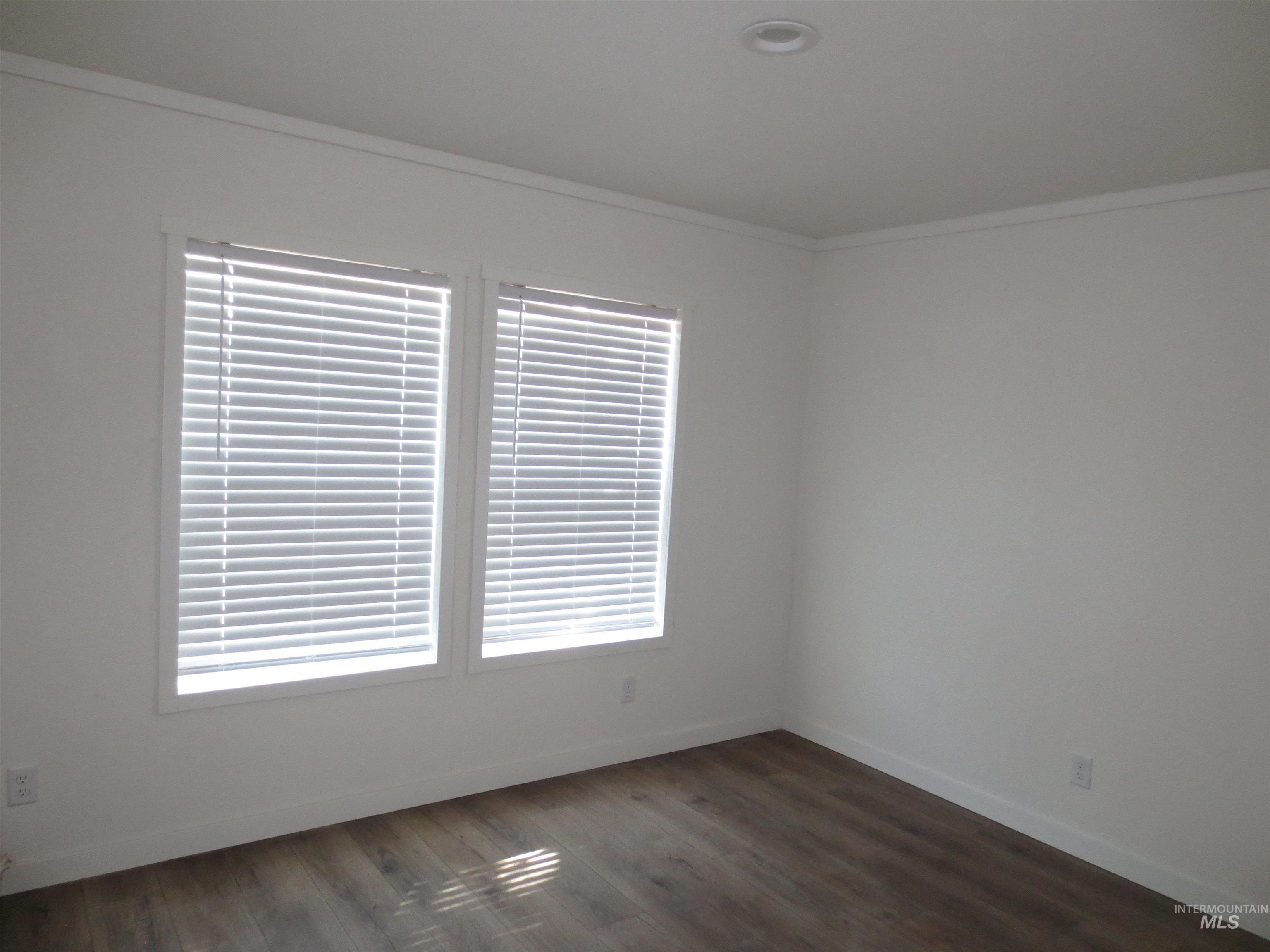 207 E Freeport St Property Photo 10