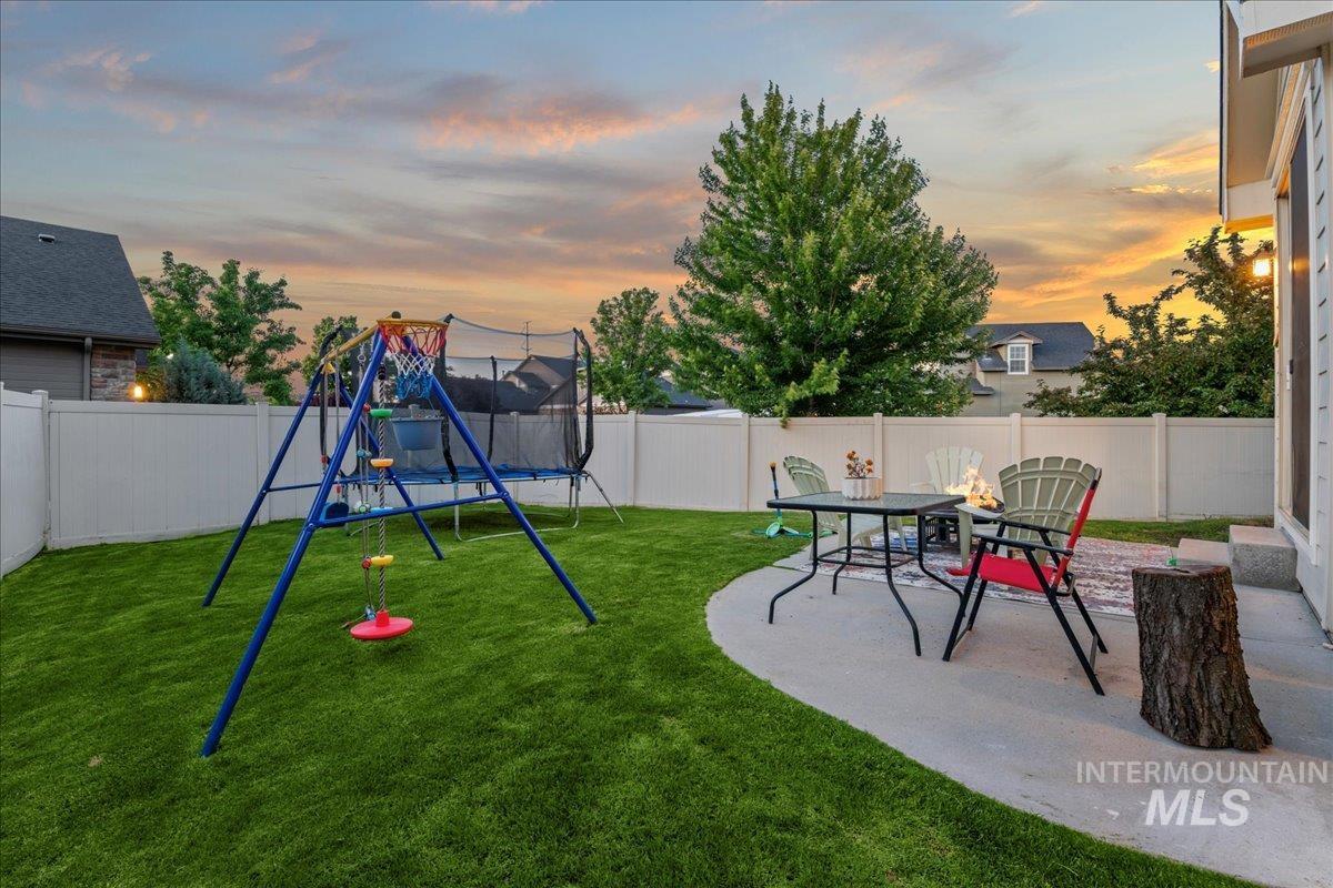1328 W Cobblefield St. Property Photo 32