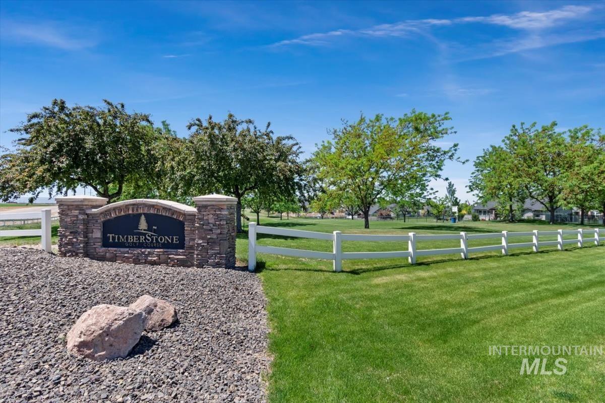 22625 Aura Vista Way Property Photo 1