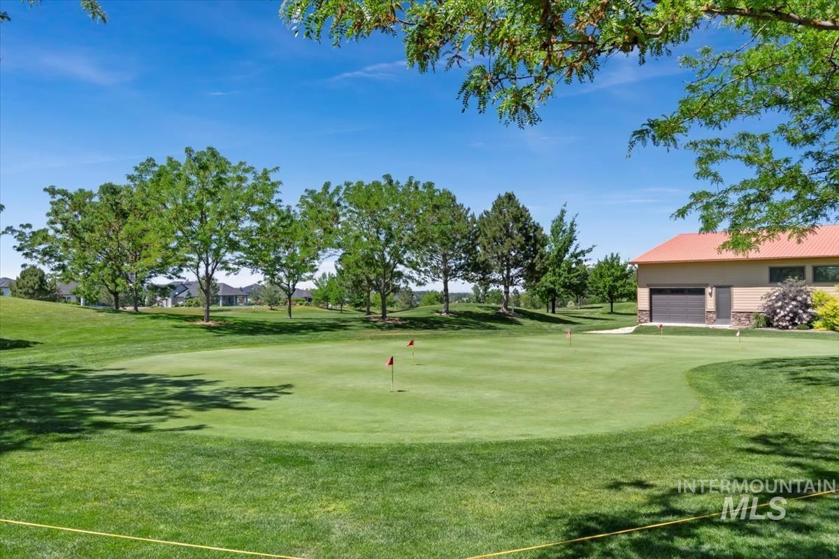 22625 Aura Vista Way Property Photo 3