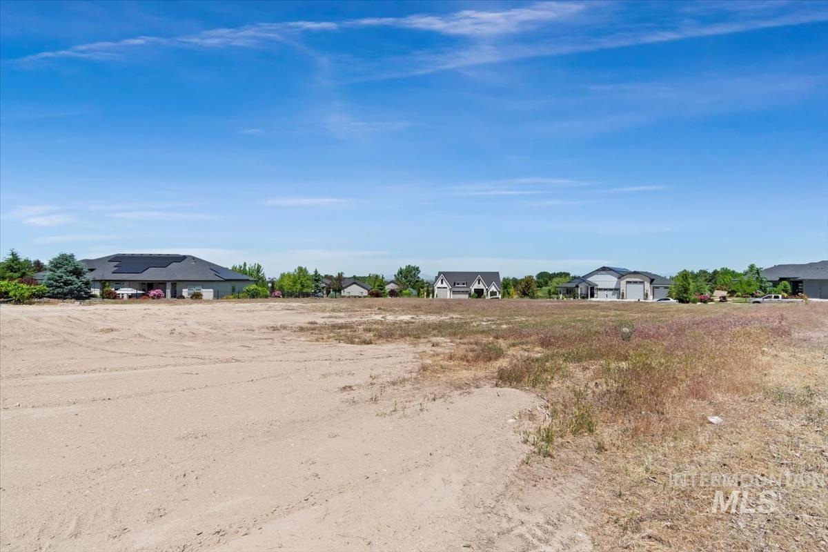 22625 Aura Vista Way Property Photo 10