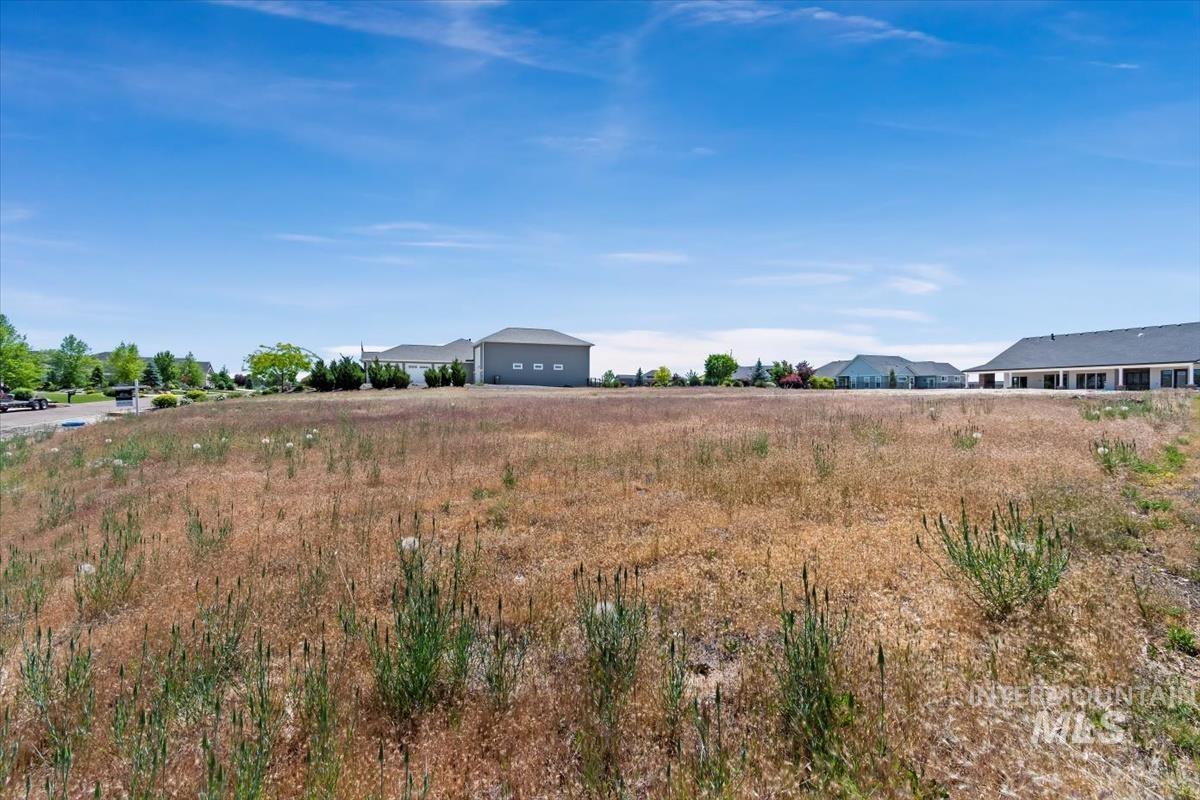 22625 Aura Vista Way Property Photo 11