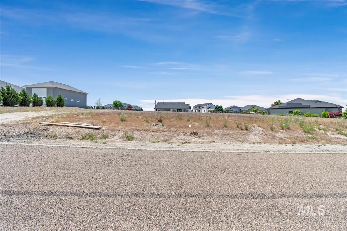 22625 Aura Vista Way Property Photo 13