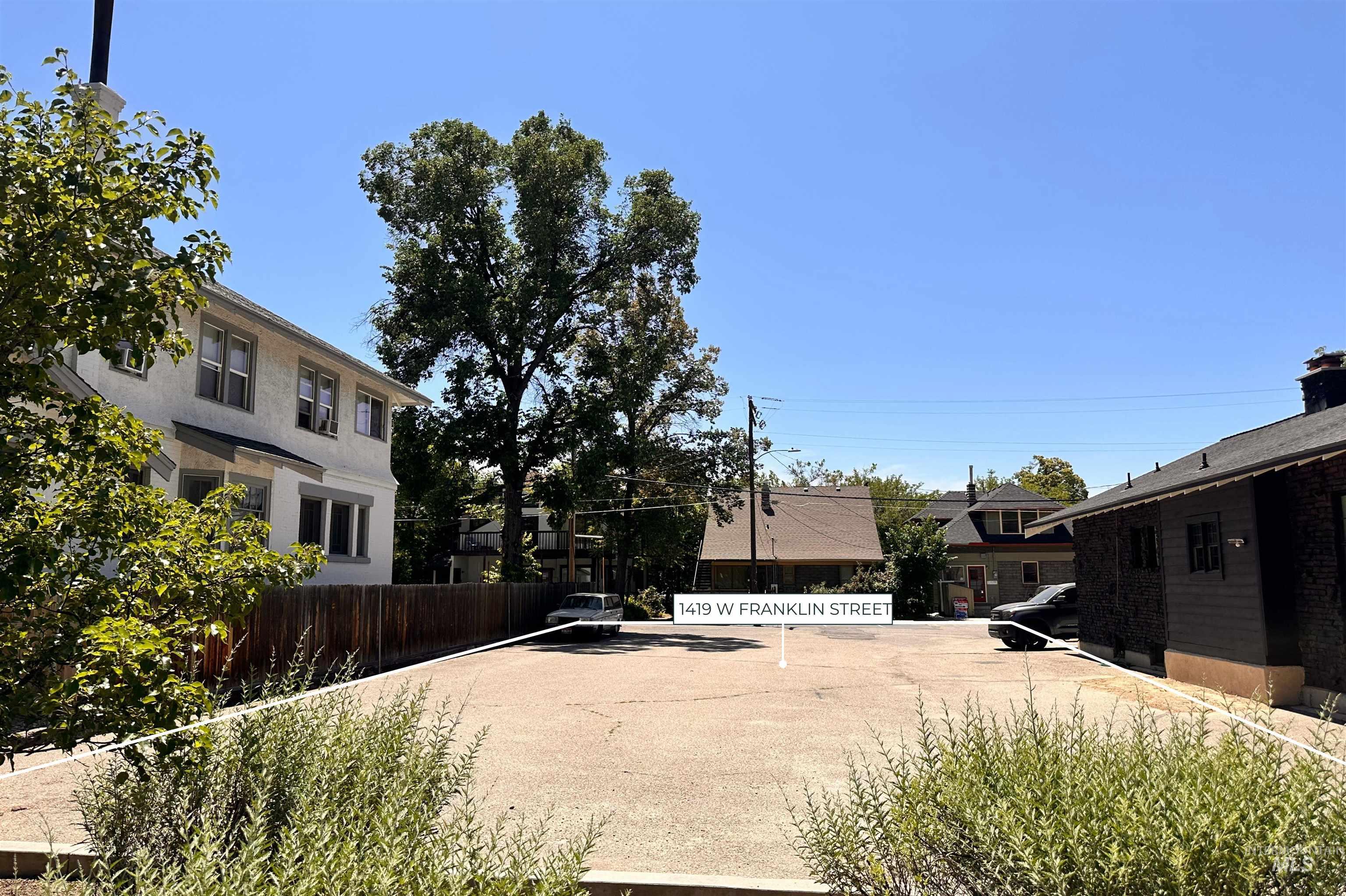 1419 W Franklin Street Property Photo 2