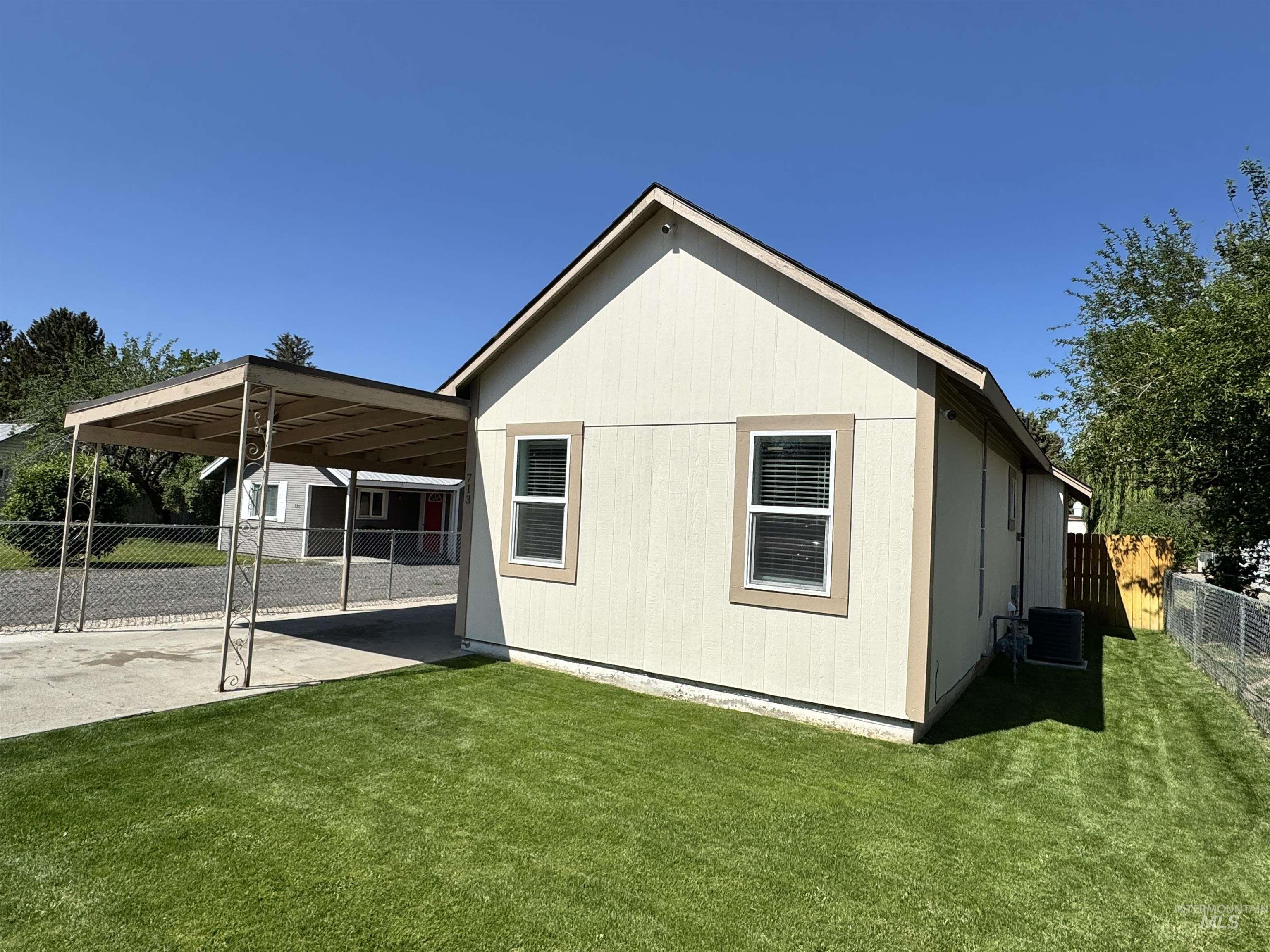 713 California Street Property Photo 2