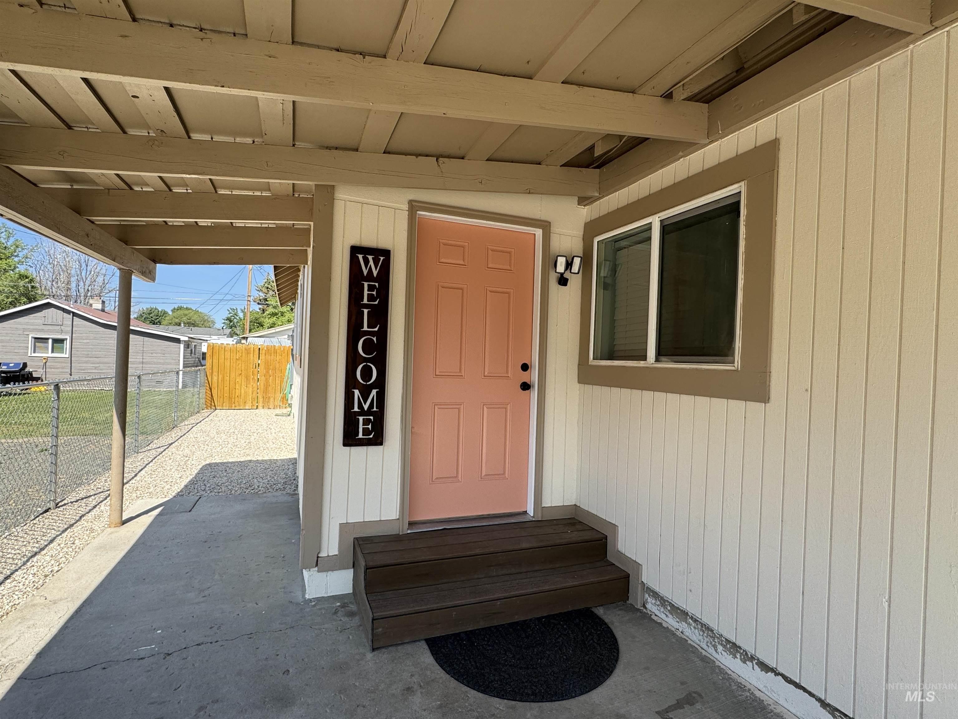 713 California Street Property Photo 4