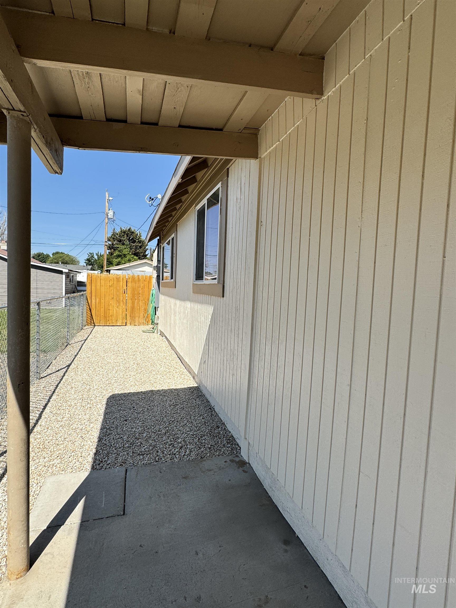 713 California Street Property Photo 5