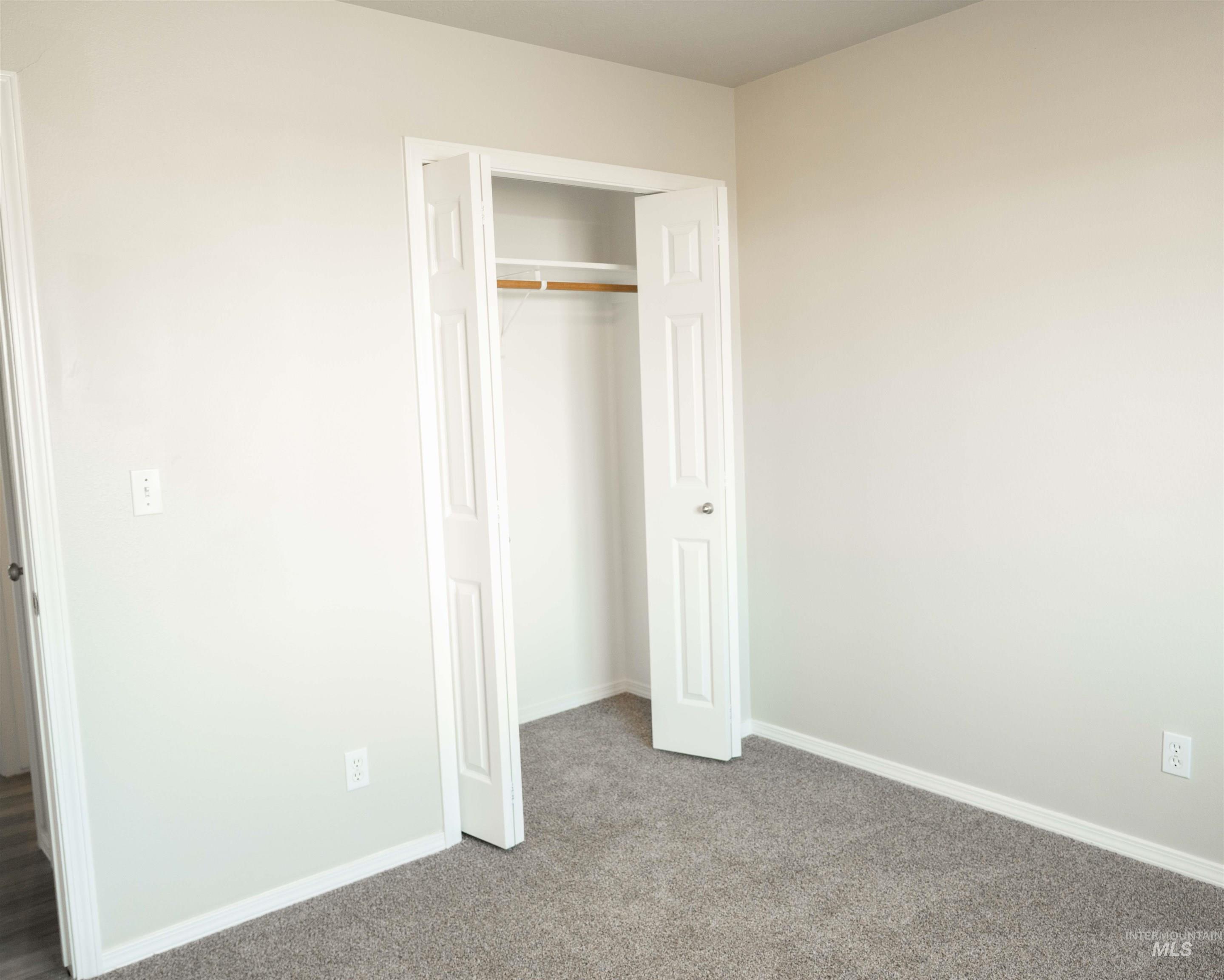 5319 Weston Ave Property Photo 15