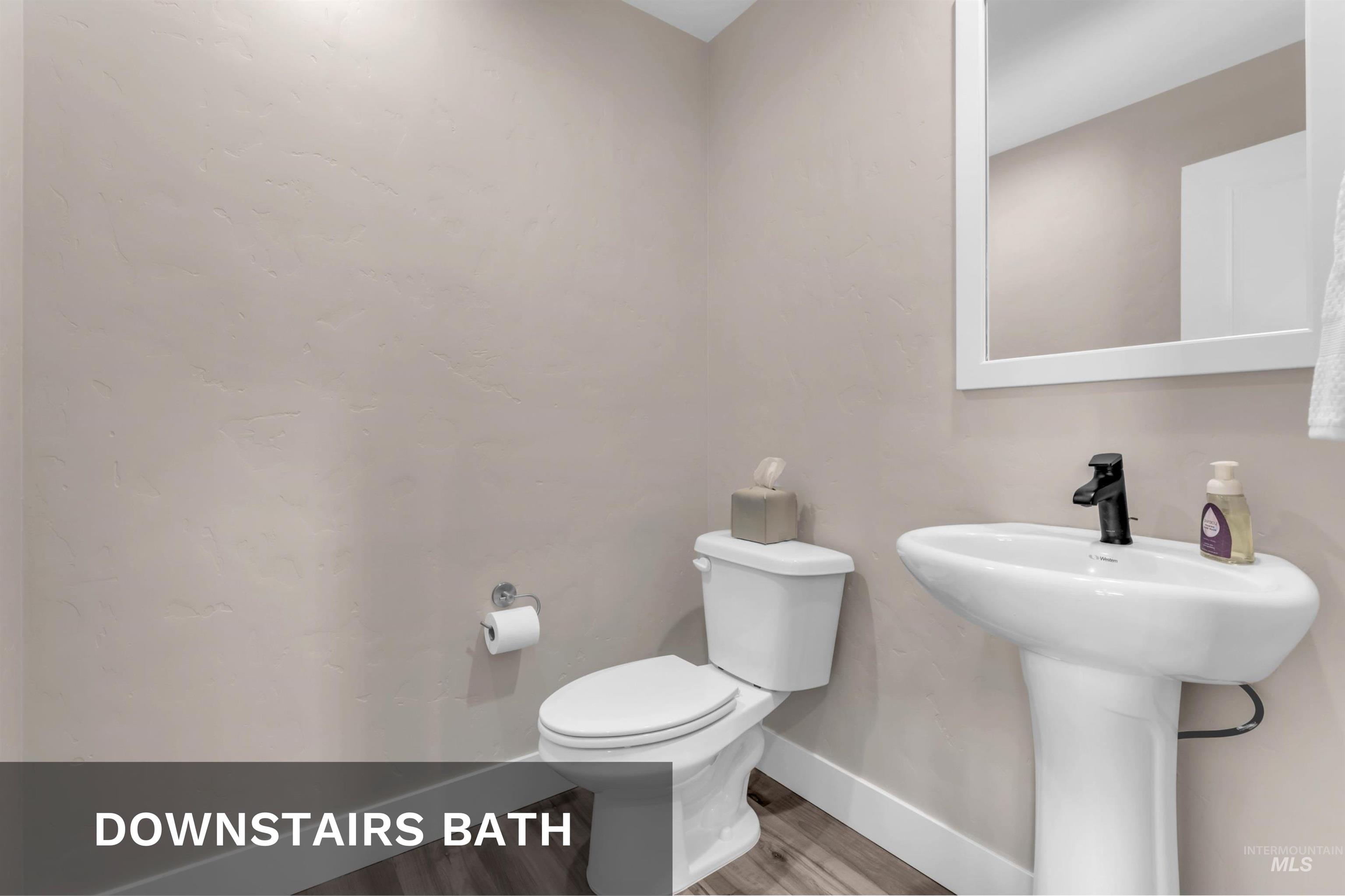 9478 W Napier Street Property Photo 6