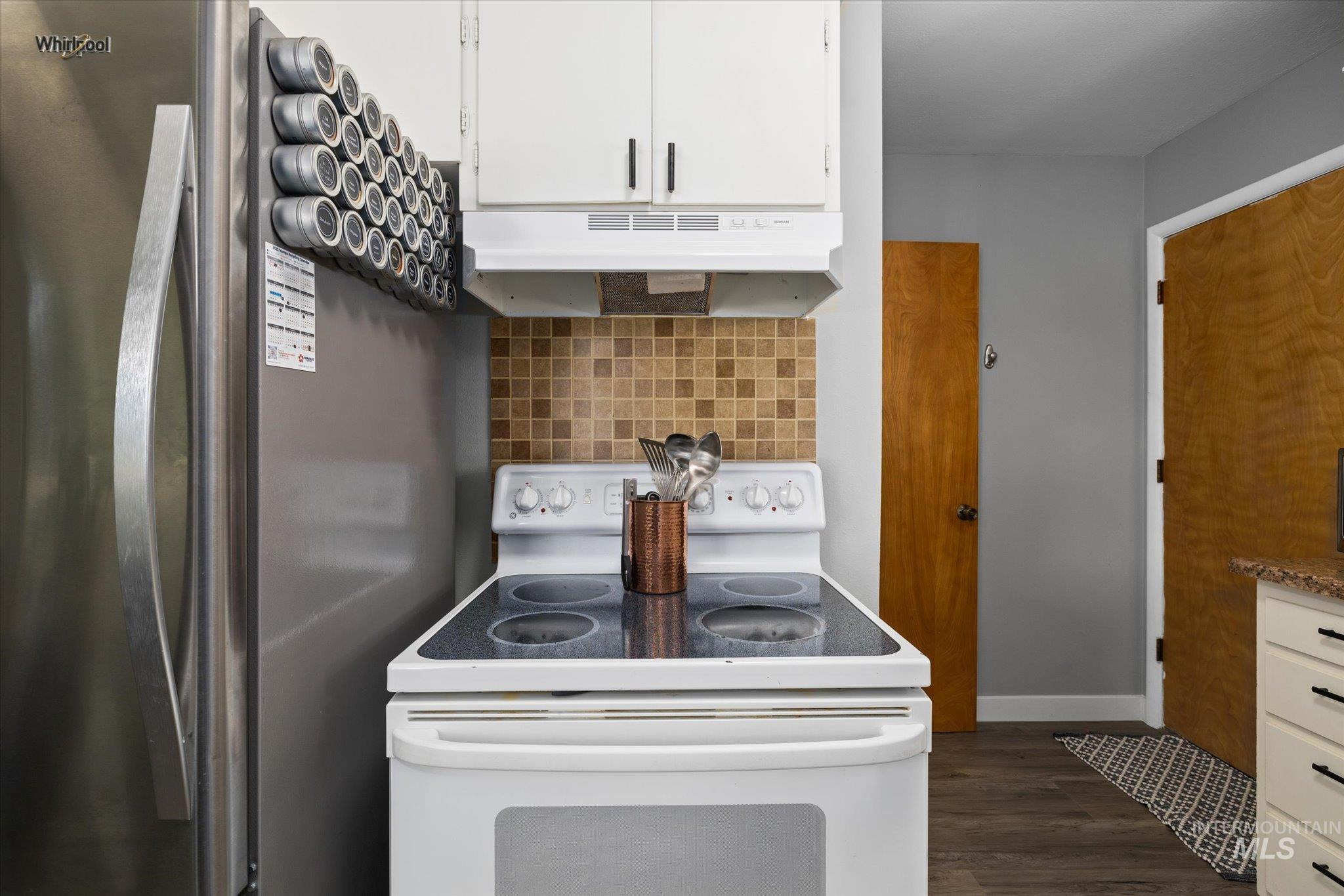 1112 E Washington Ave Property Photo 15