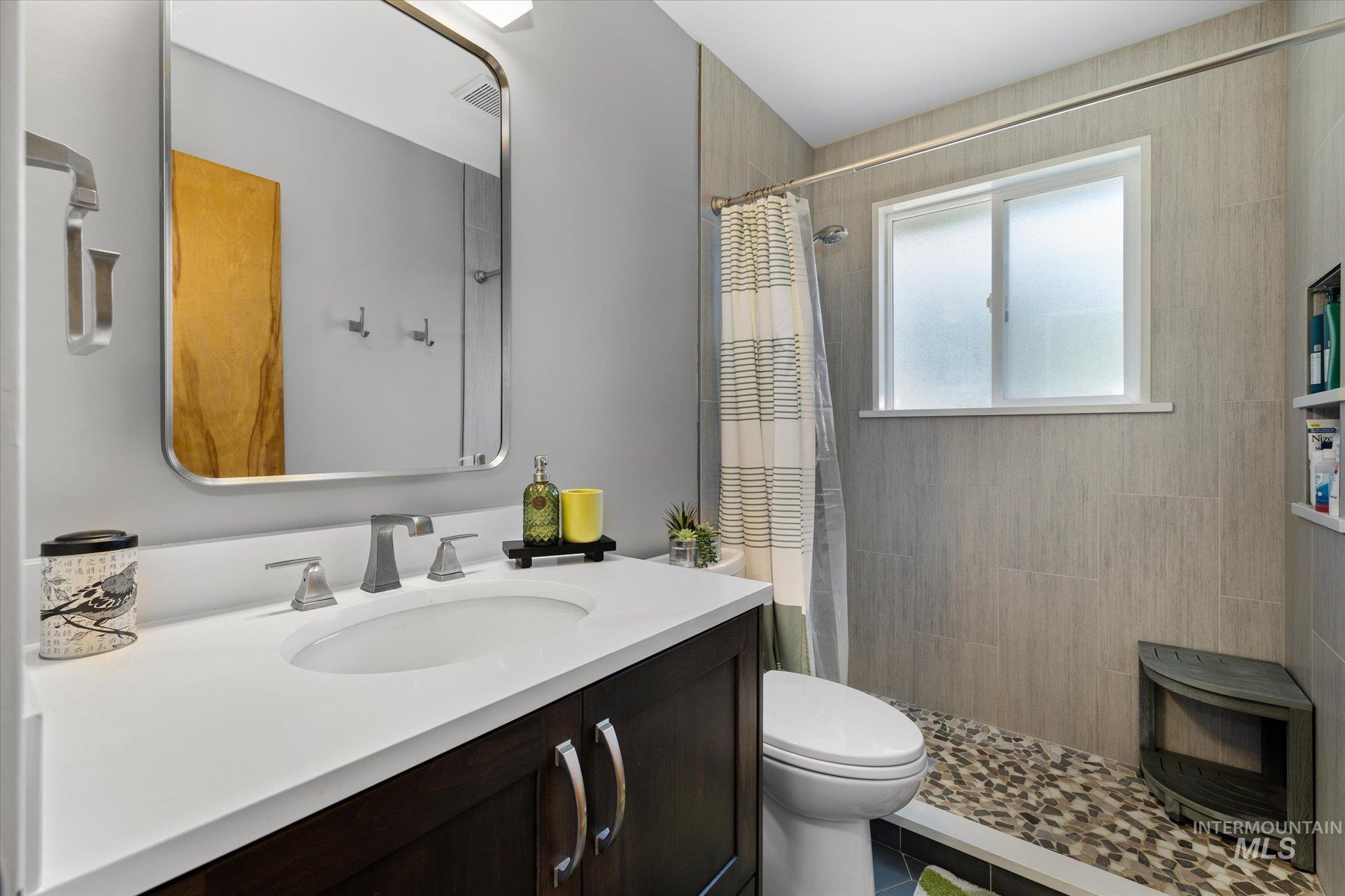 1112 E Washington Ave Property Photo 20