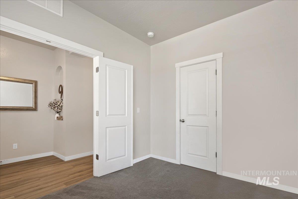 1123 Drexel Hill Ave Property Photo 6