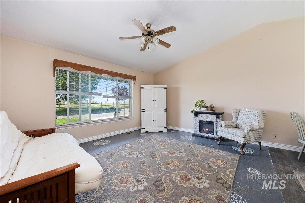 2123 E 3970 N Property Photo 4
