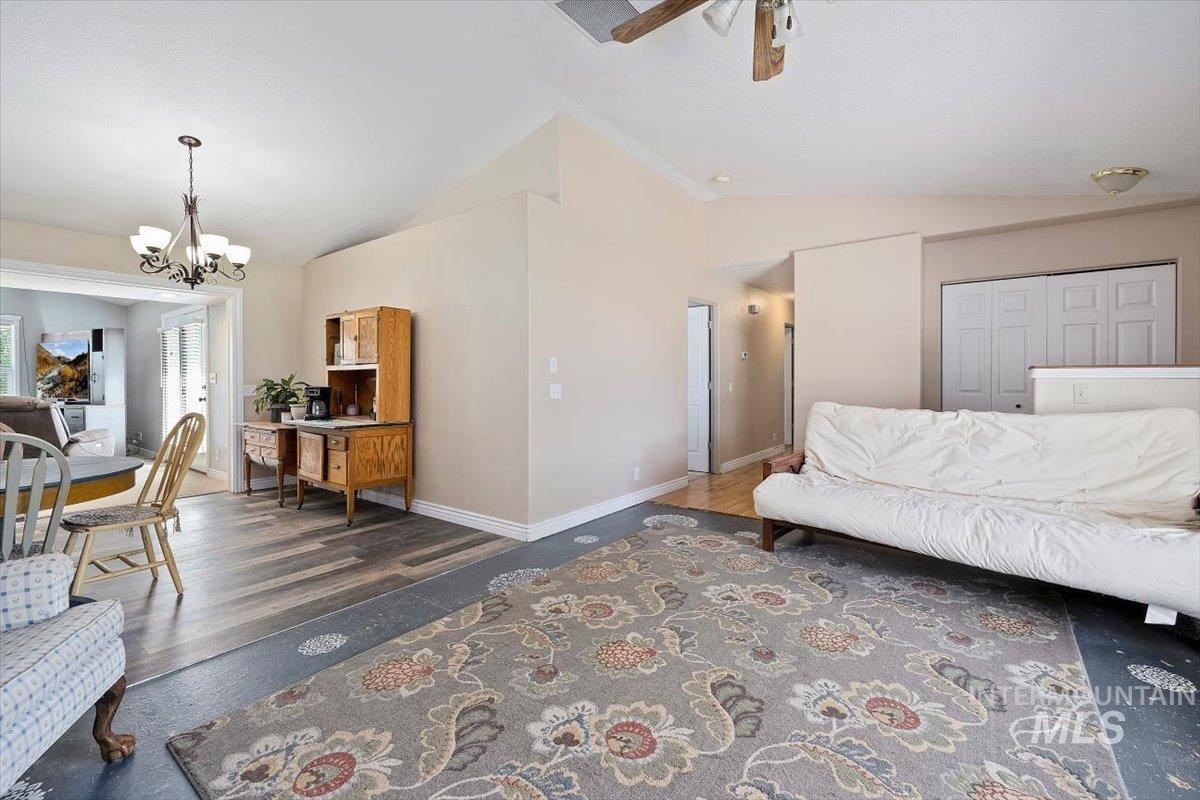 2123 E 3970 N Property Photo 6