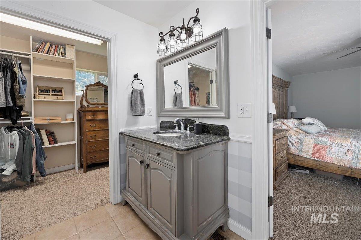 2123 E 3970 N Property Photo 22