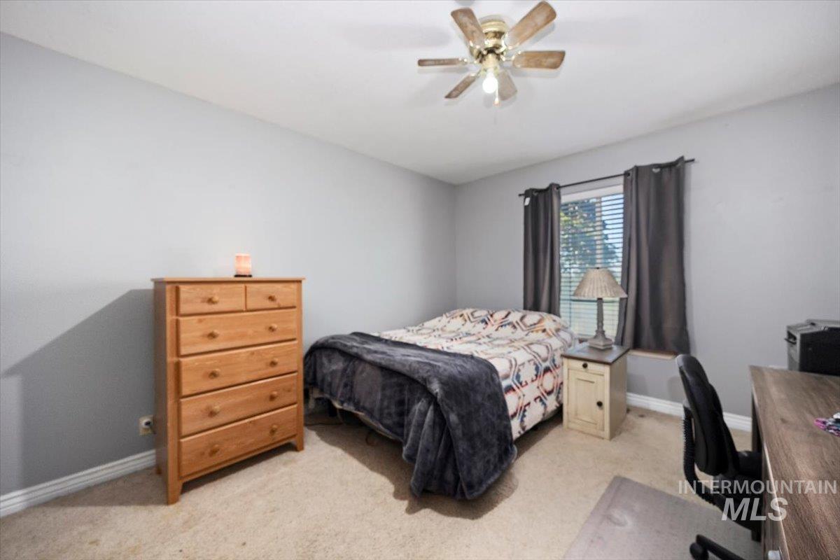 2123 E 3970 N Property Photo 26