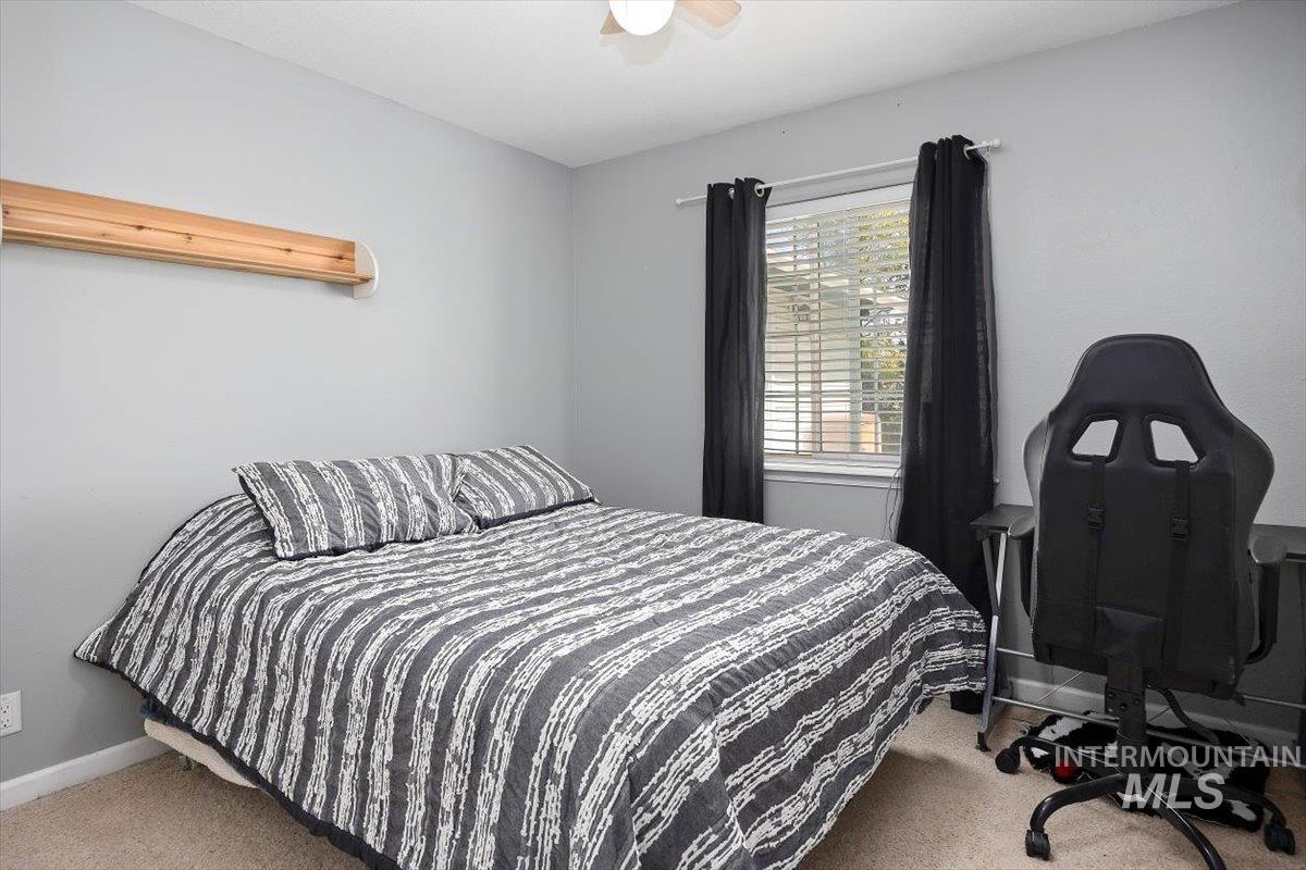 2123 E 3970 N Property Photo 30