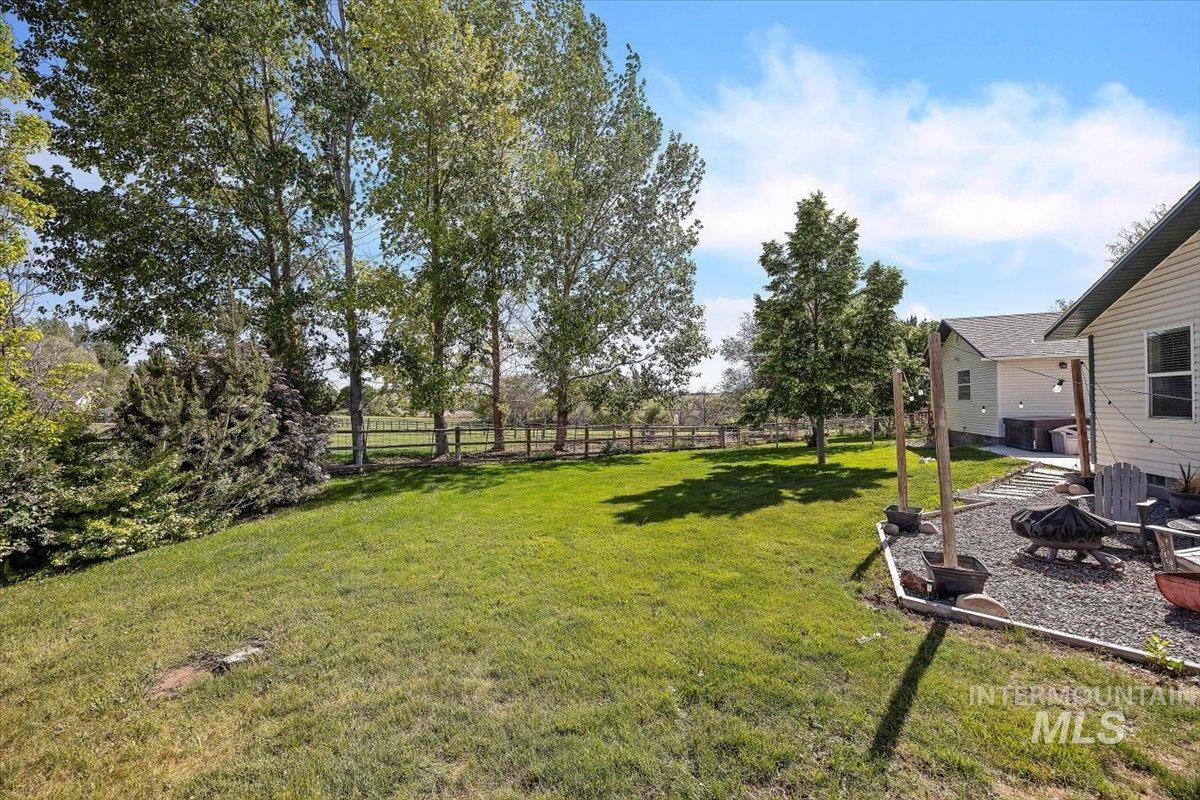 2123 E 3970 N Property Photo 34