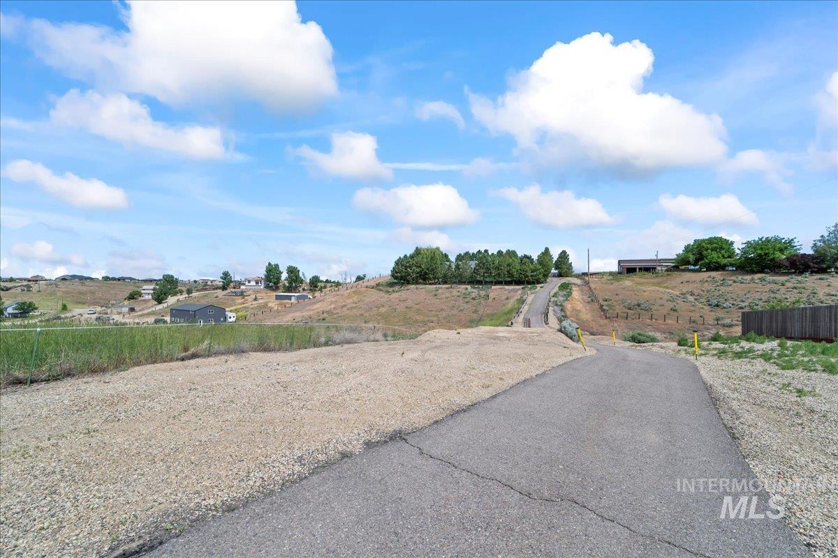 8140 W. Kingsbury Drive Property Photo 15