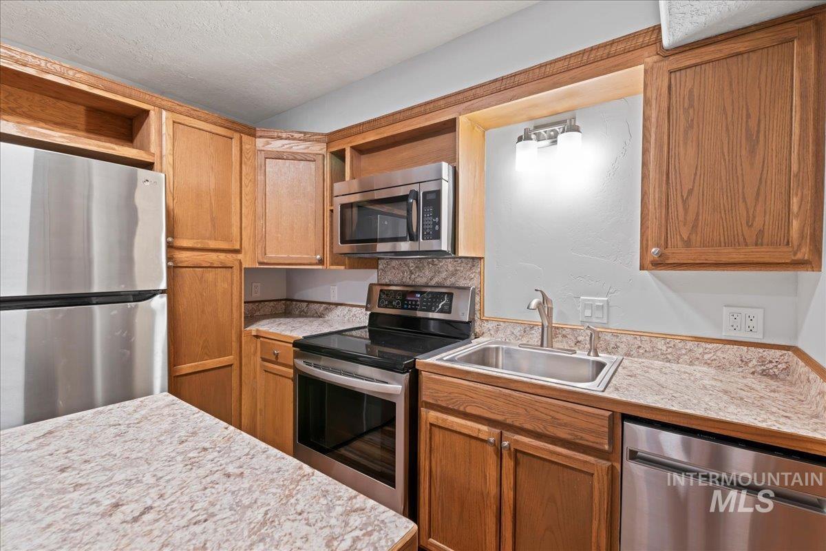 8140 W. Kingsbury Drive Property Photo 45