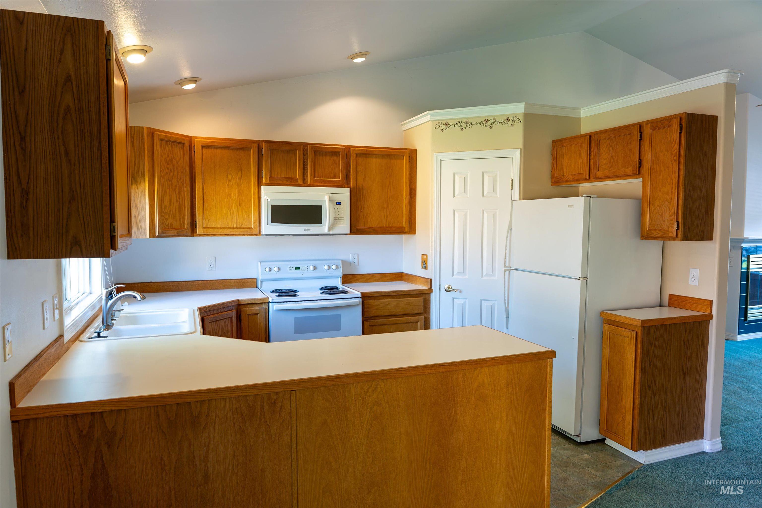 4677 N Bruxelles Dr Property Photo 12