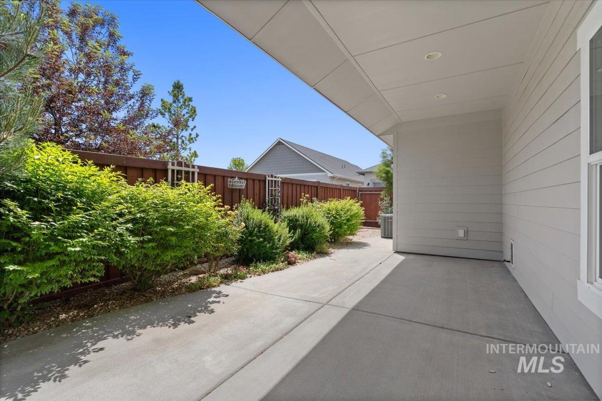 10779 W Alfina Dr Property Photo 32