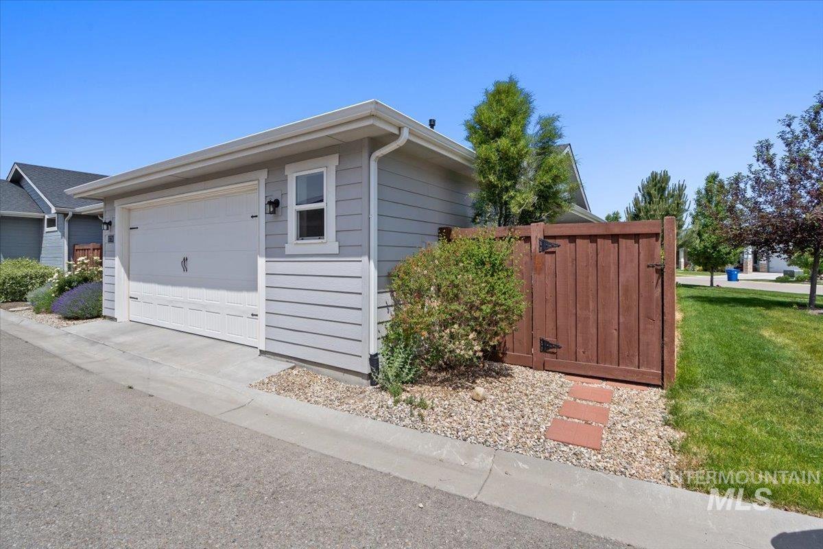 10779 W Alfina Dr Property Photo 36