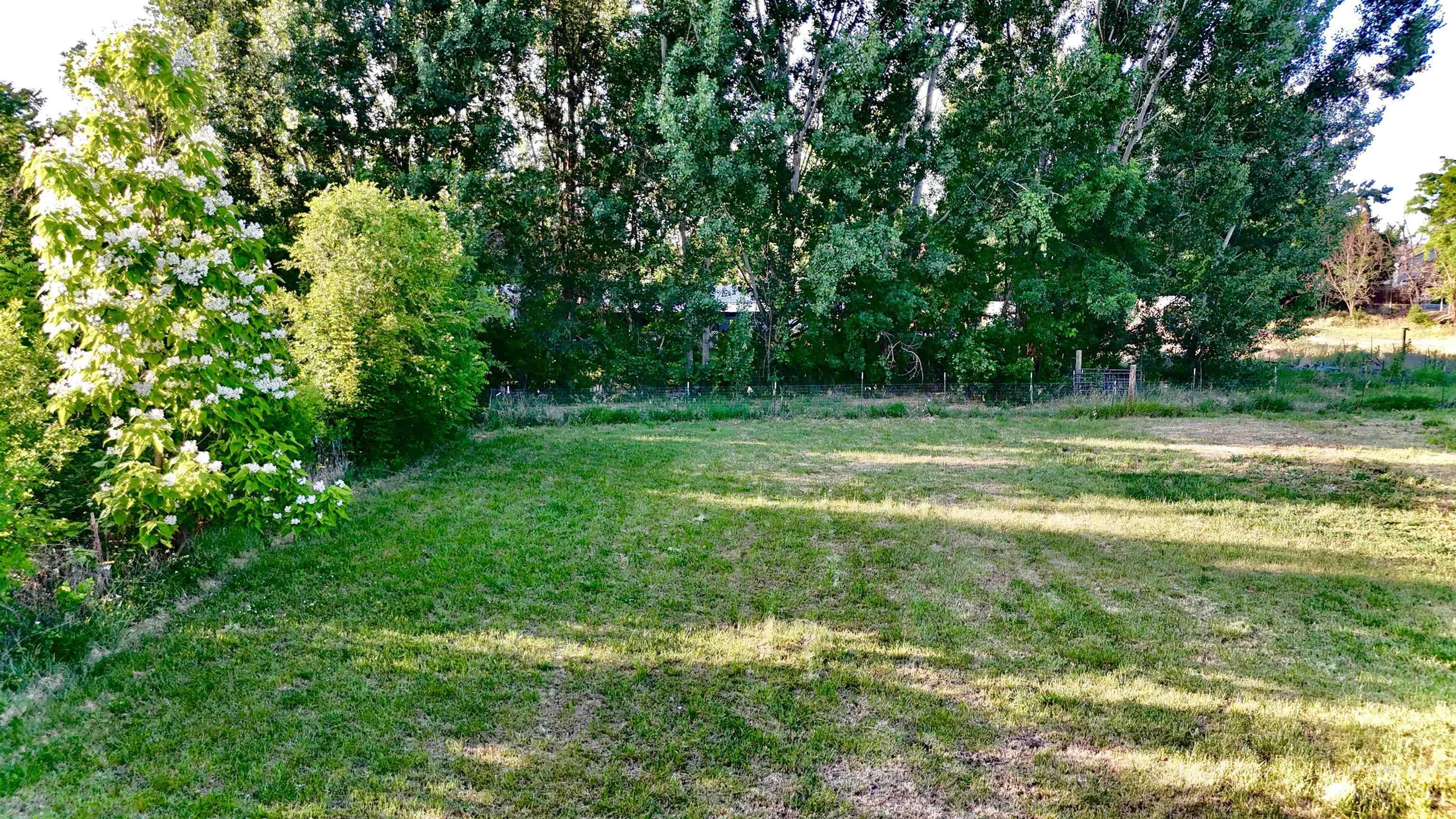 251 Gary Ave Lot B Property Photo 13