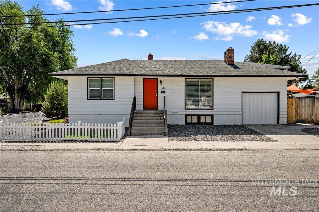 1404 S Joyce St Property Photo 1