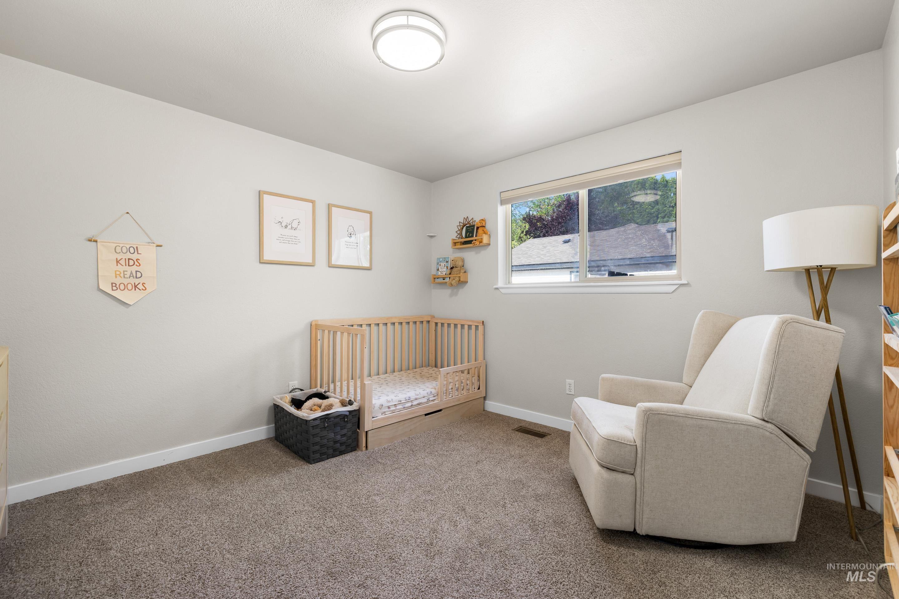 11078 W Tioga St Property Photo 16