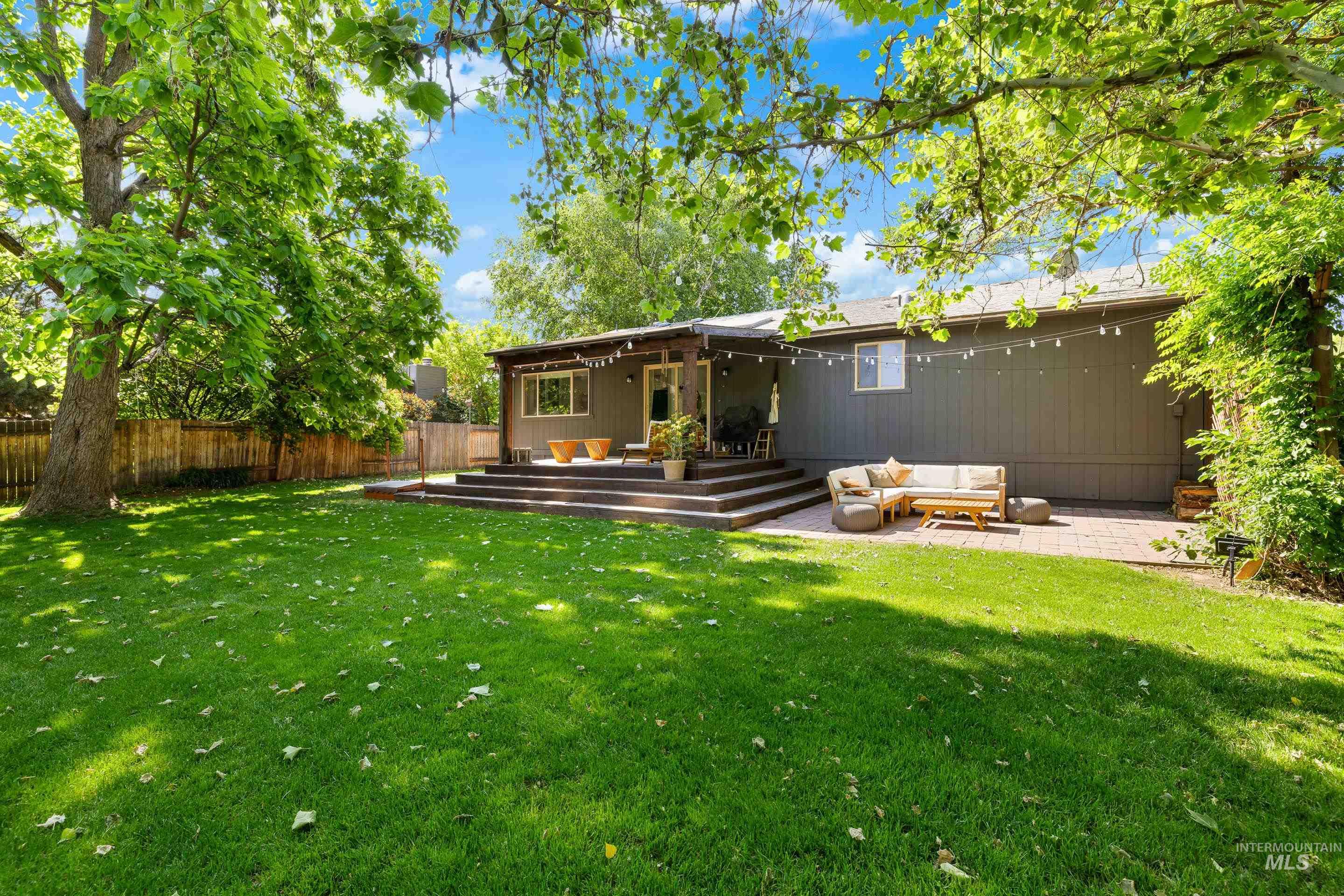 11078 W Tioga St Property Photo 26