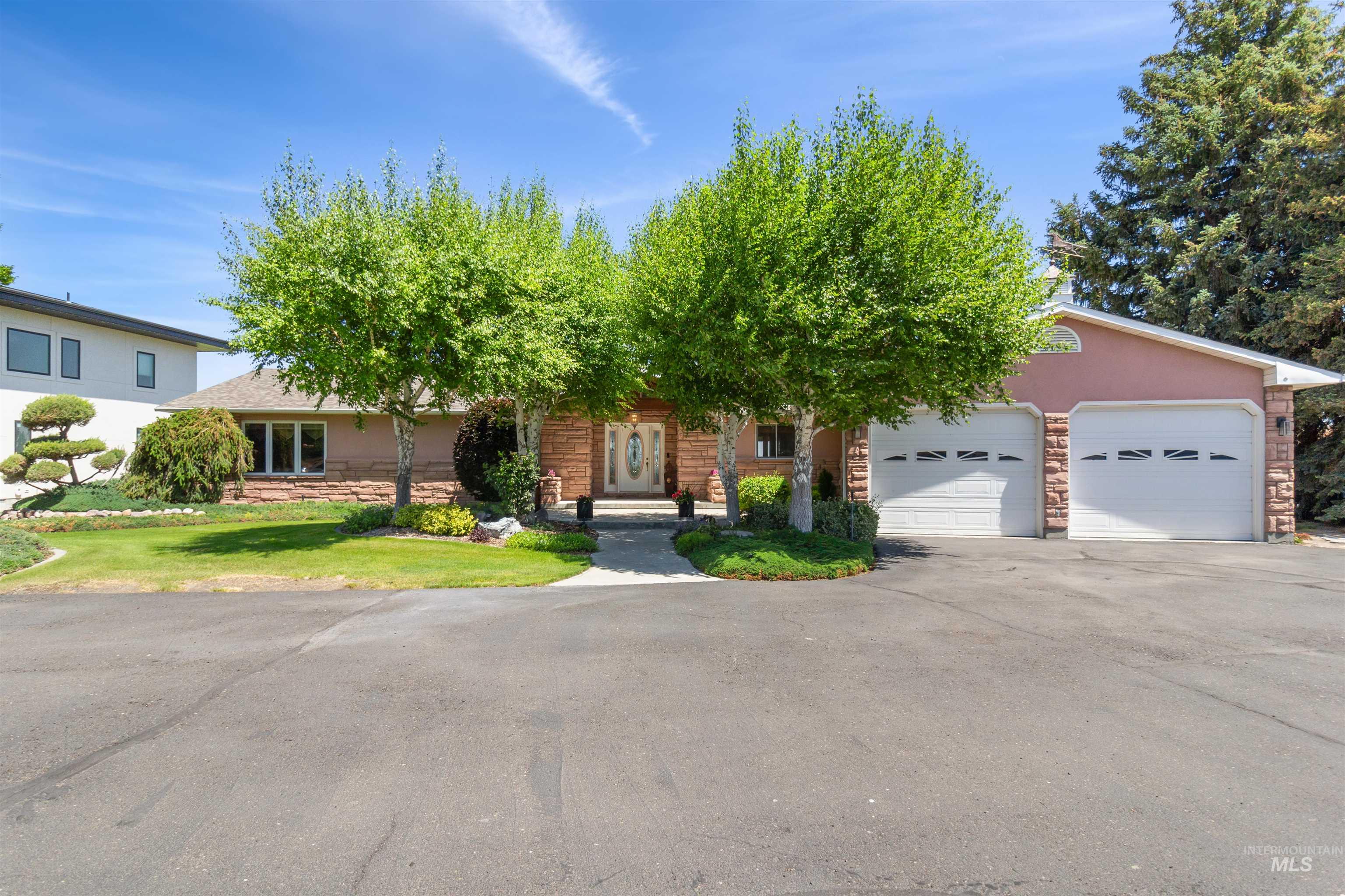 15 Van Engelen Rd Property Photo 20