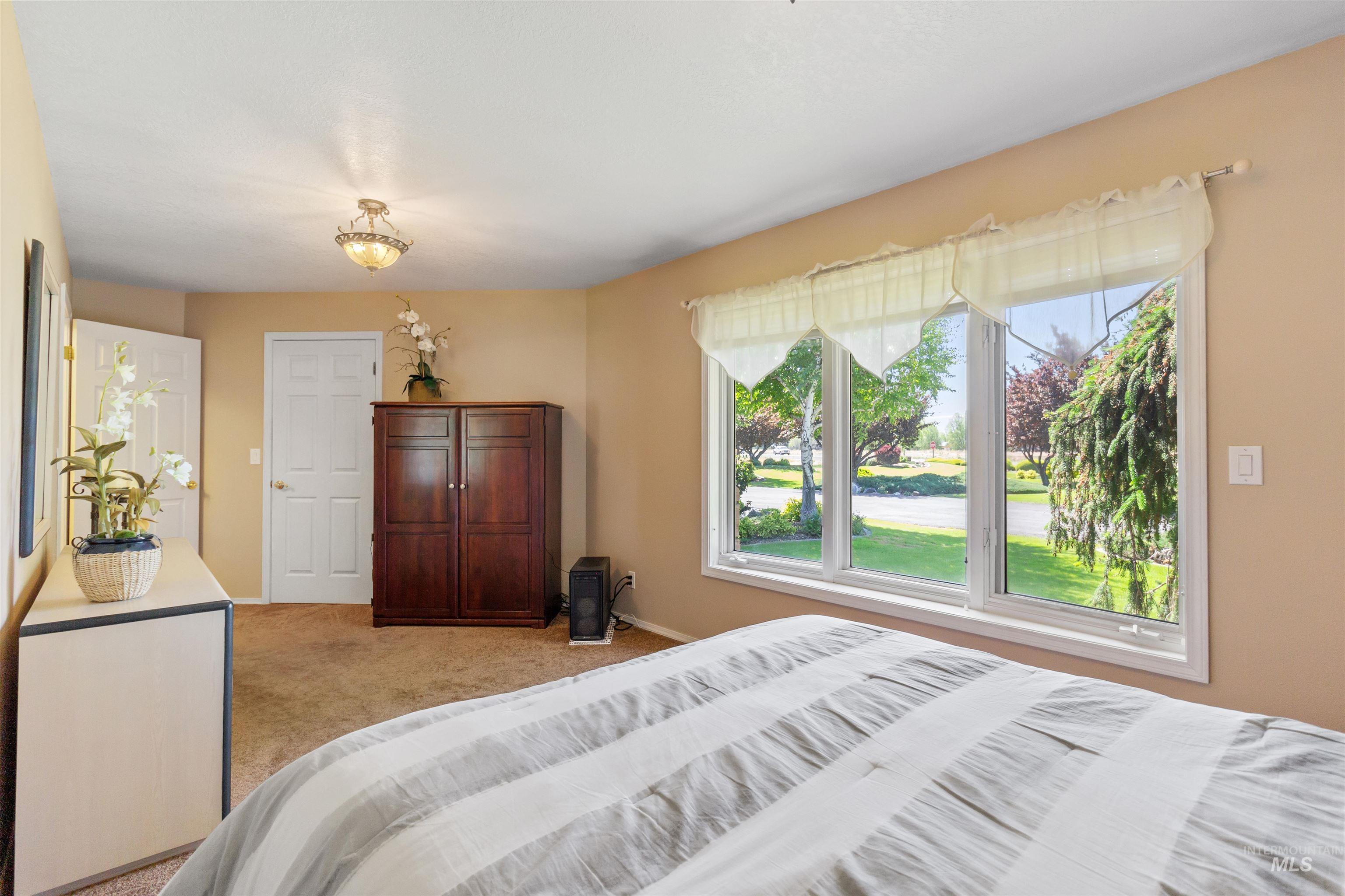 15 Van Engelen Rd Property Photo 28